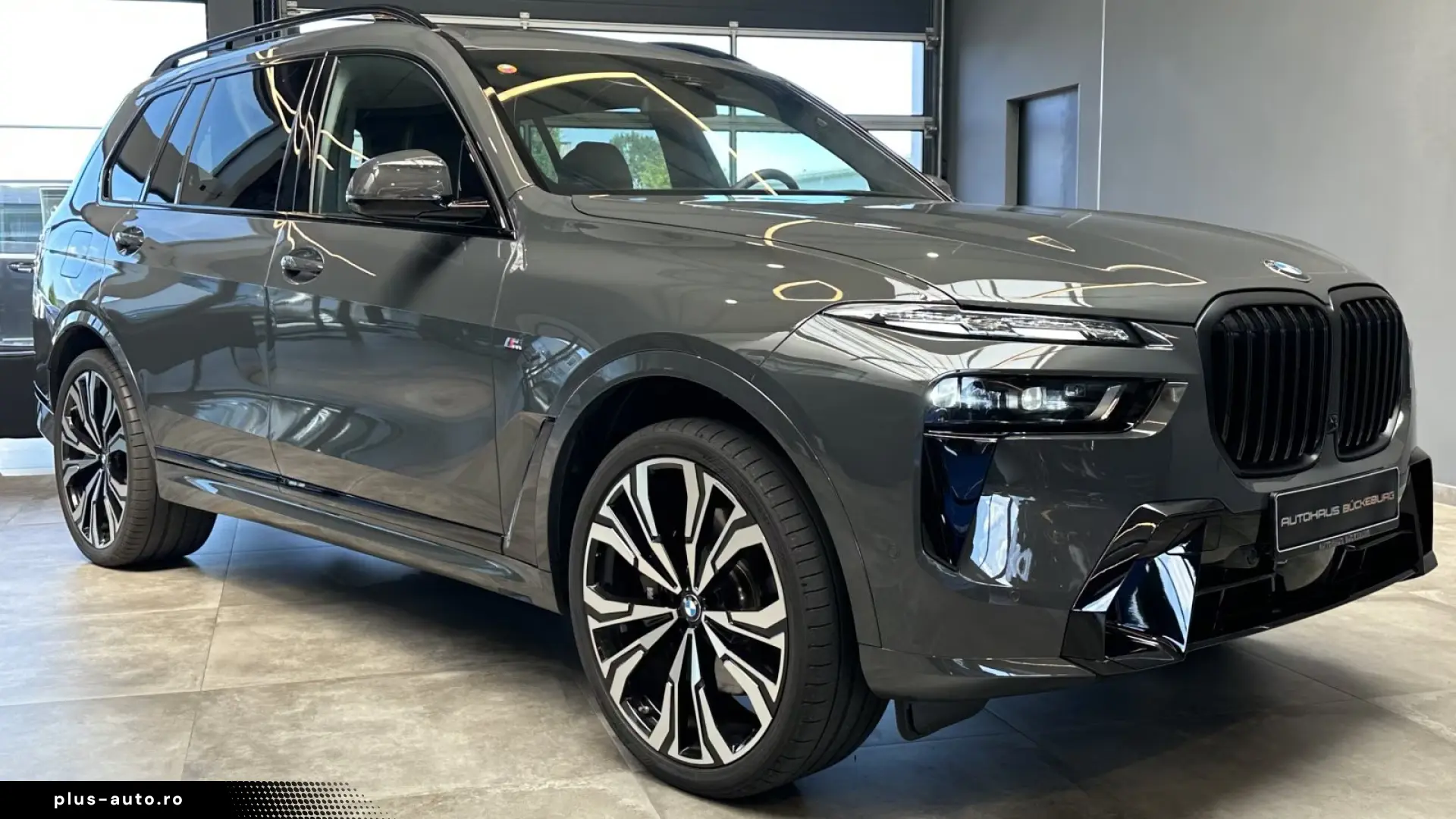 BMW X7 xDrive 40d B&W