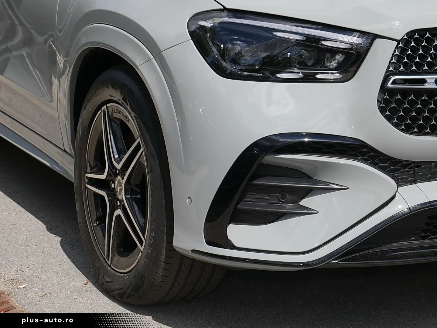 MERCEDES-BENZ GLE 300 d 4M AMG MultiBeam LED Night AHK PANO