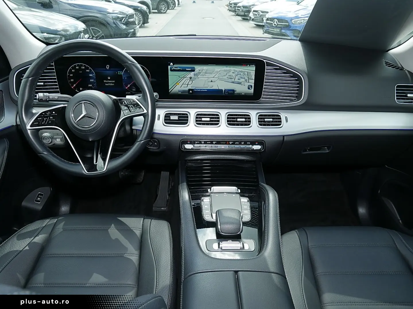 MERCEDES-BENZ GLE 300 d 4M AMG MultiBeam LED Night AHK PANO