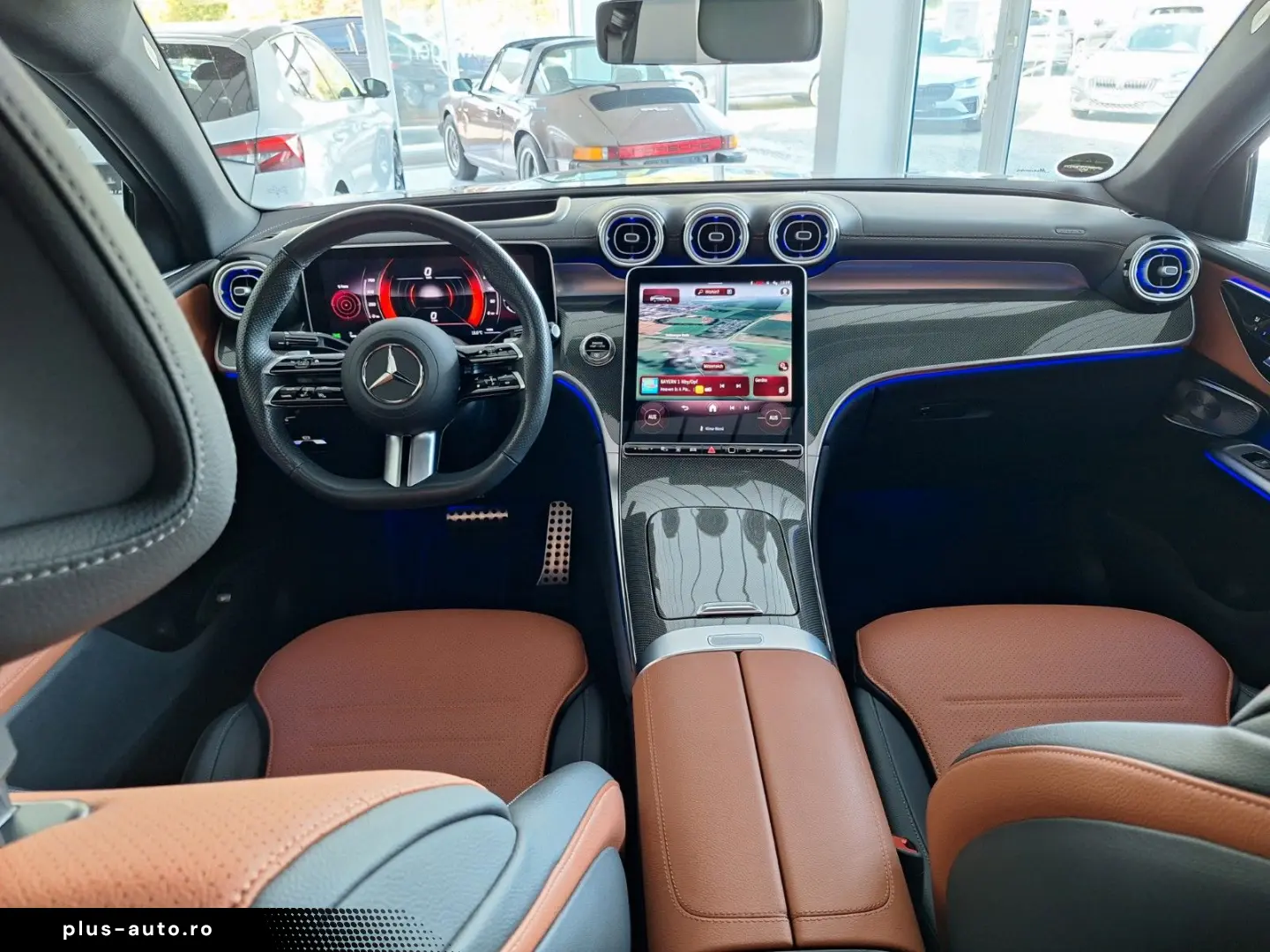 MERCEDES-BENZ GLC 450d 4M AMG Pano HeadUp Standh BiColor AHK