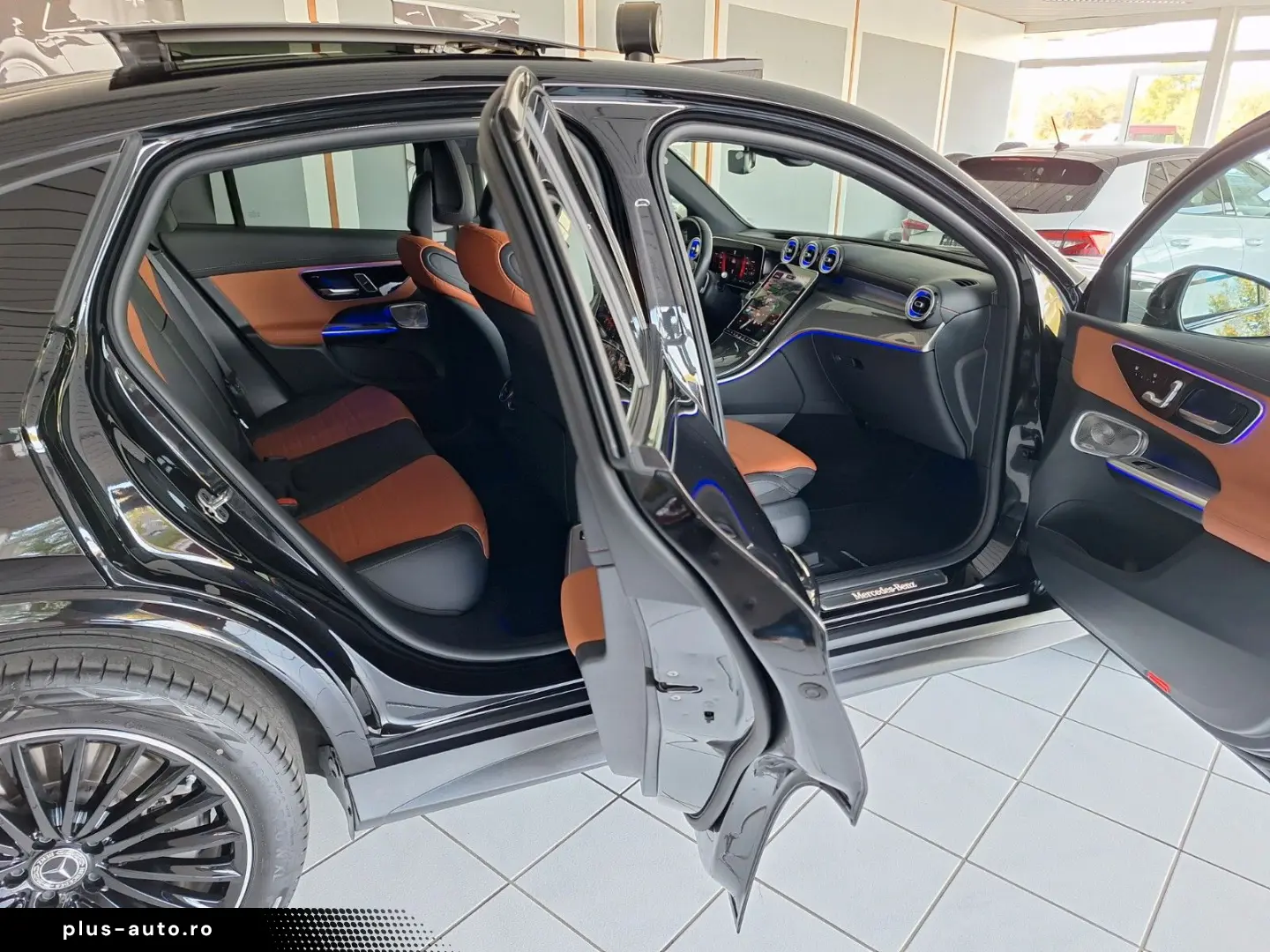 MERCEDES-BENZ GLC 450d 4M AMG Pano HeadUp Standh BiColor AHK