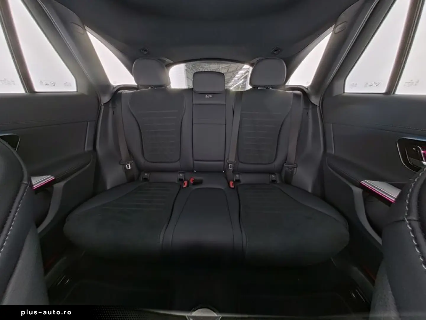 MERCEDES-BENZ GLC 300 d 4M AMG PREMIUM NIGHT PANO AH&hellip;