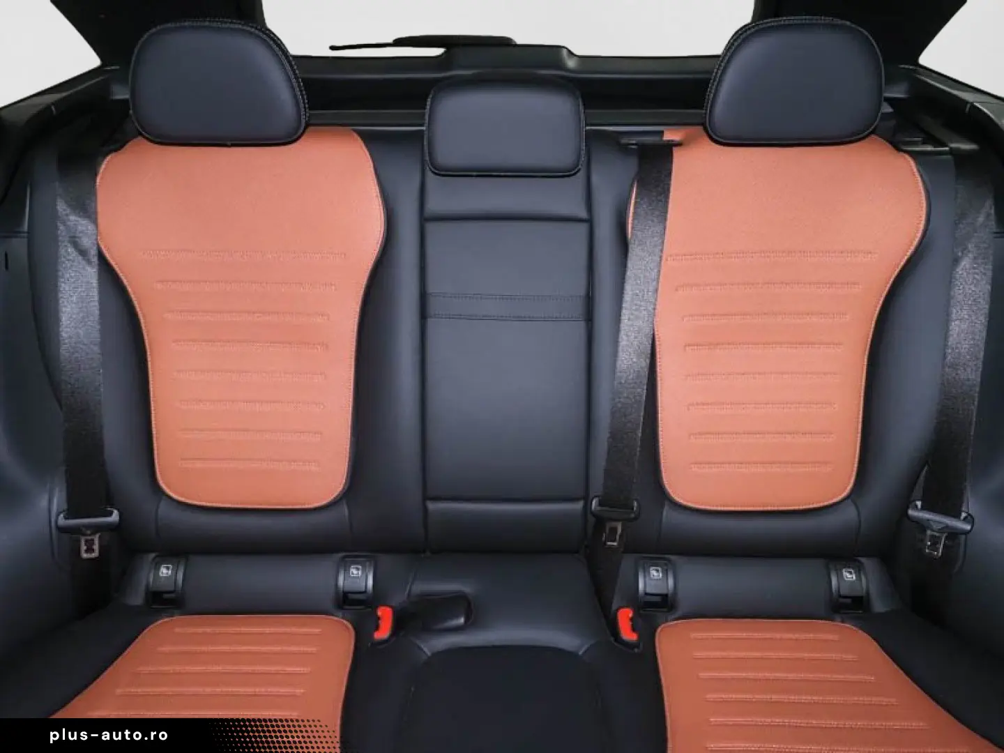 MERCEDES-BENZ GLC 300 4M AMG DistrVorb Pano AHK Kame&hellip;
