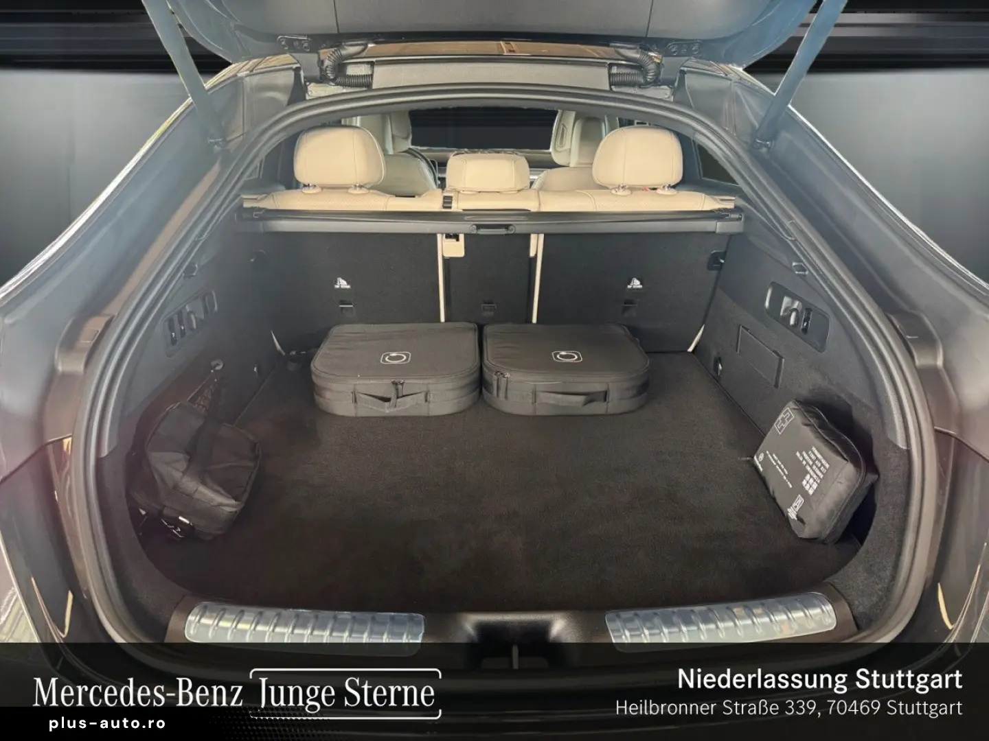 MERCEDES-BENZ GLC 300 de 4M Avantgarde Advanc  PANO AIRMATIC