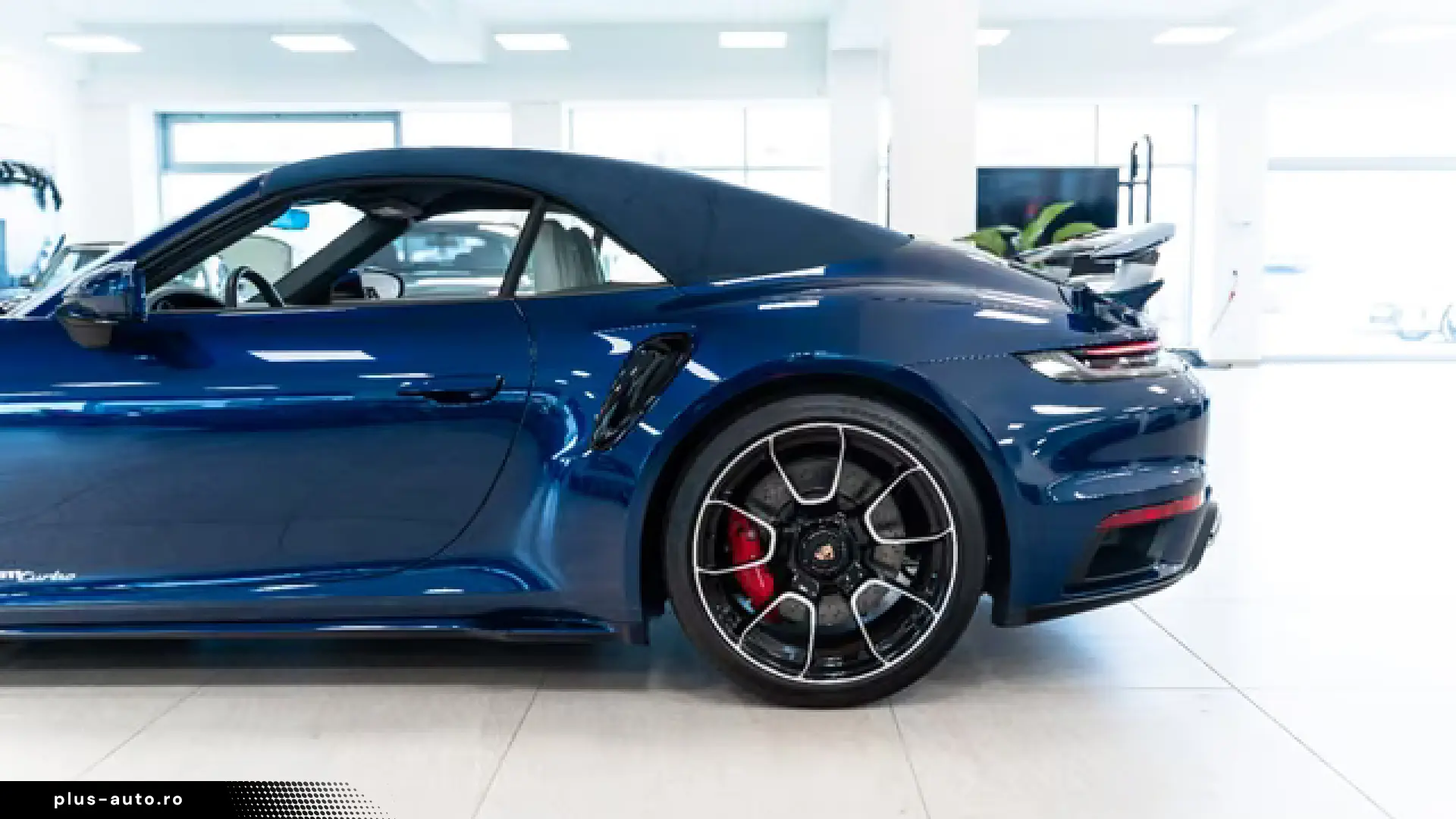 Porsche 992 .1 Turbo Cabriolet - 1. Hand