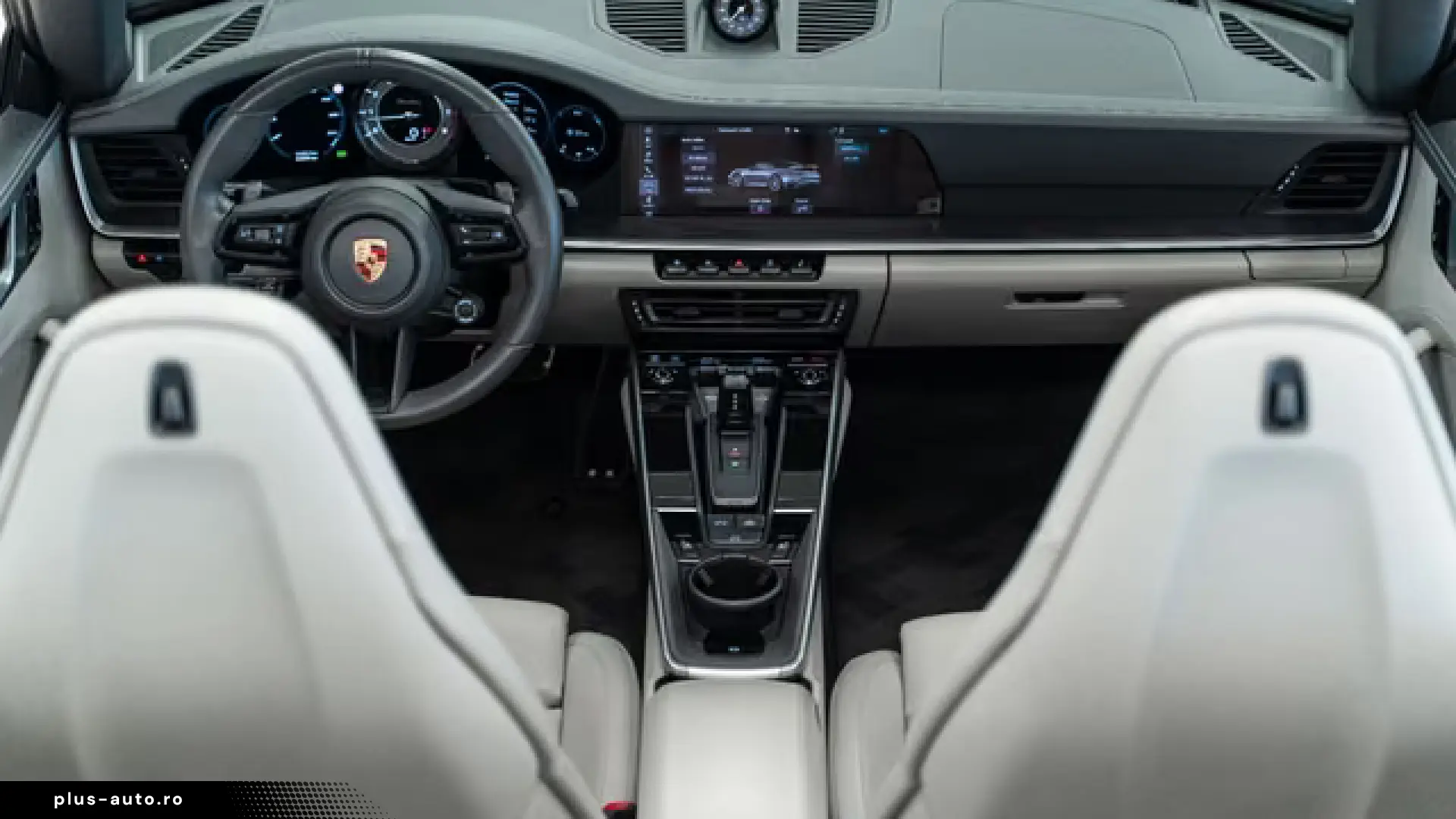 Porsche 992 .1 Turbo Cabriolet - 1. Hand