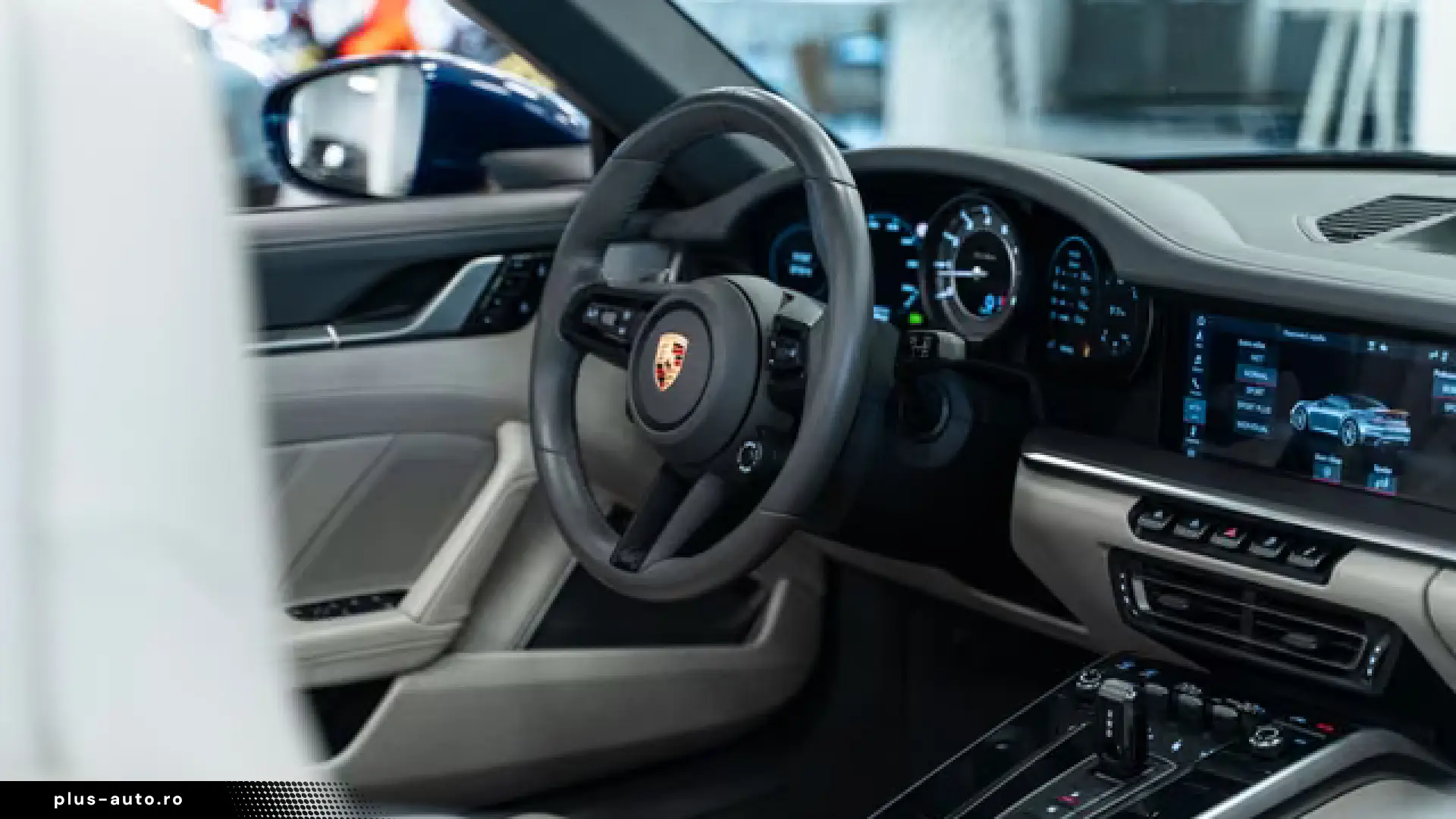 Porsche 992 .1 Turbo Cabriolet - 1. Hand
