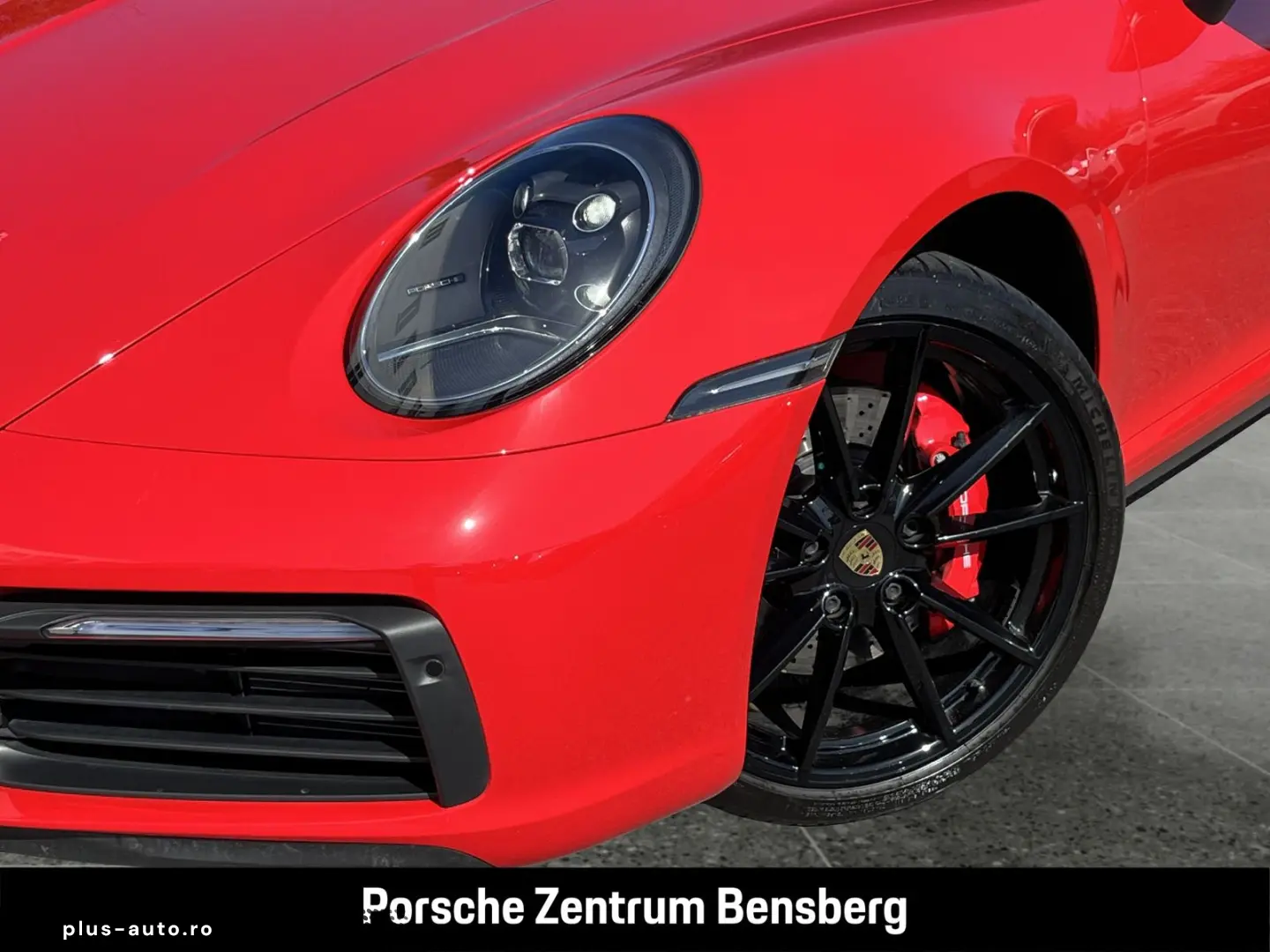 PORSCHE 911 Carrera 4S