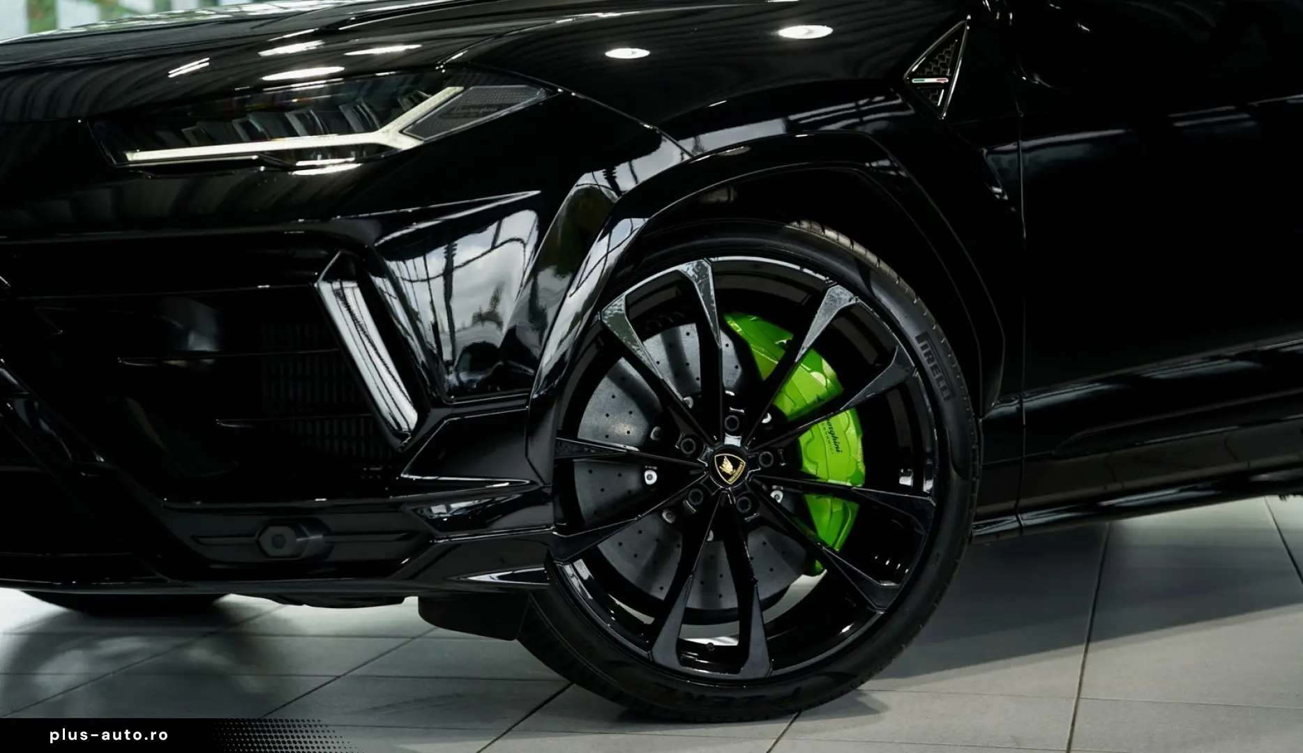 LAMBORGHINI Urus S