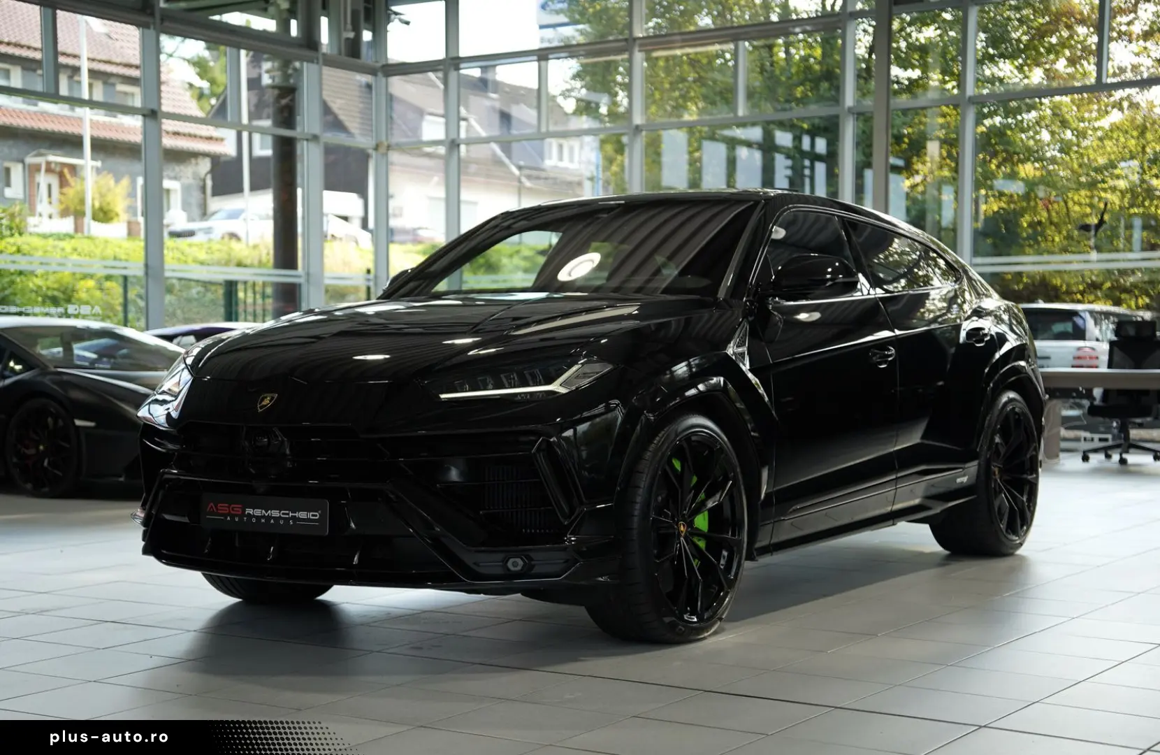 LAMBORGHINI Urus S