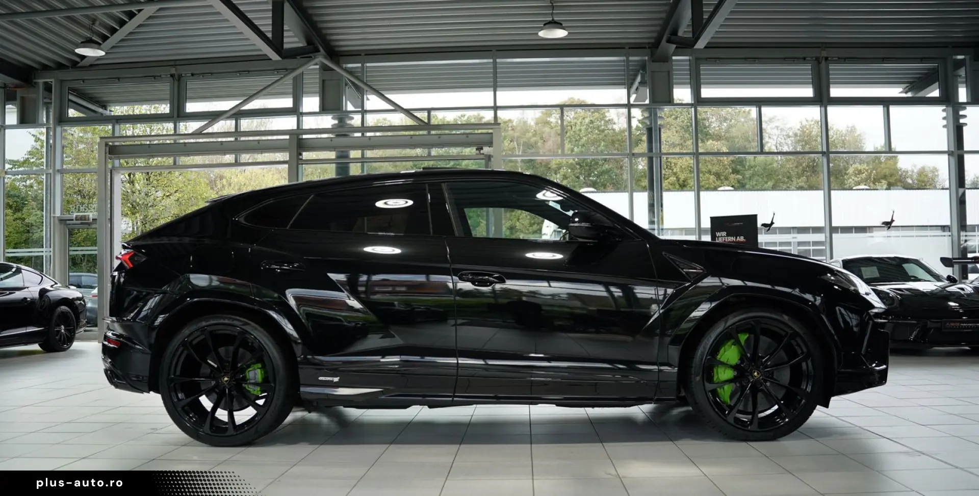LAMBORGHINI Urus S