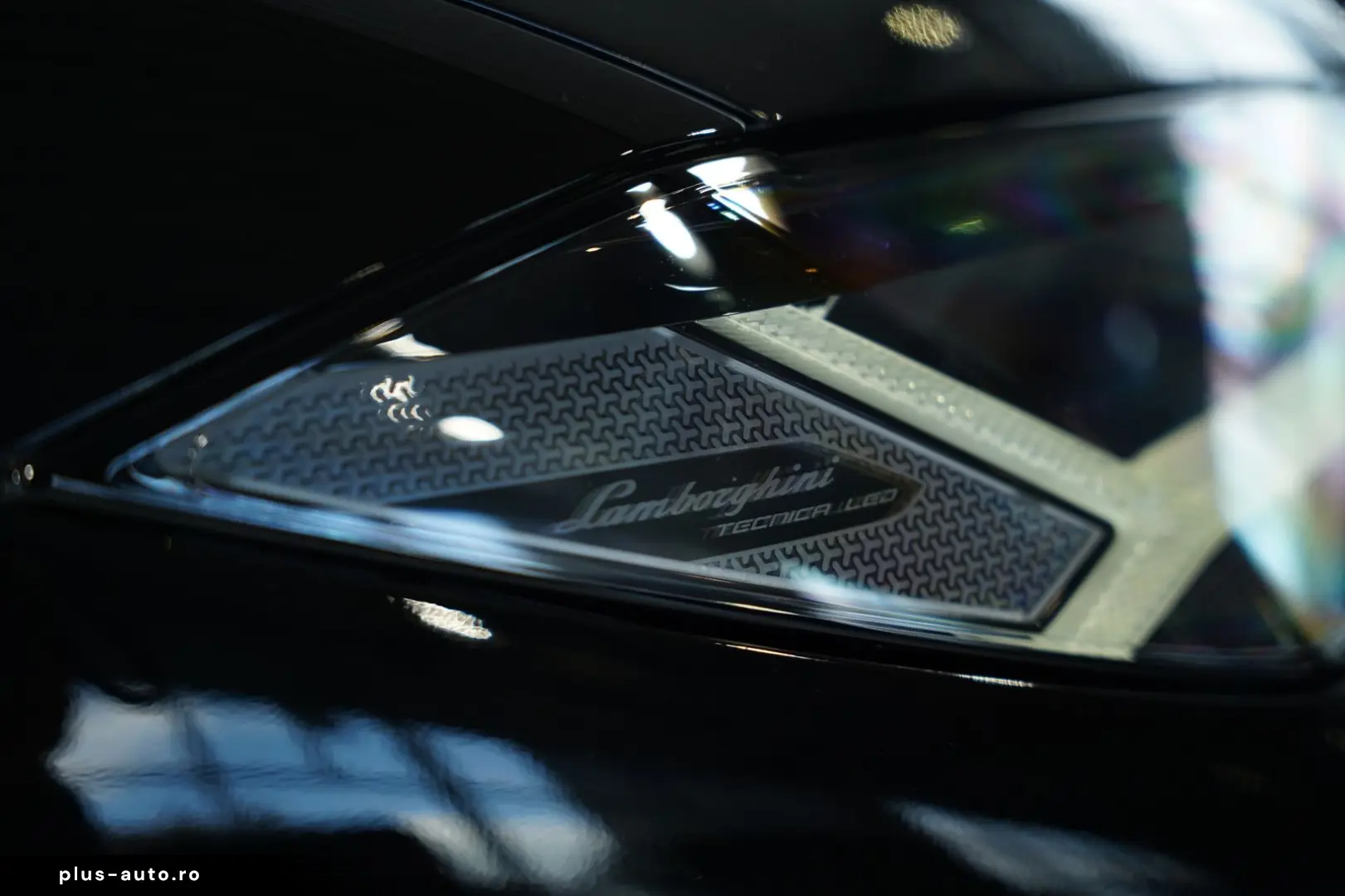 LAMBORGHINI Urus S