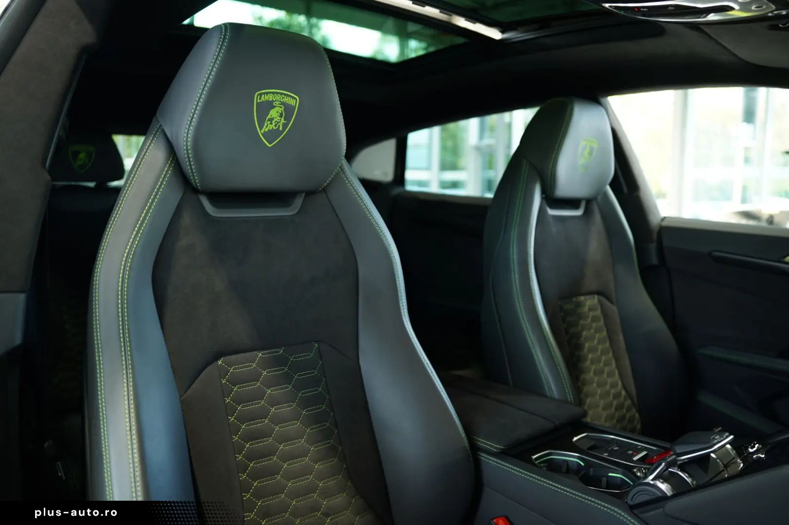 LAMBORGHINI Urus S