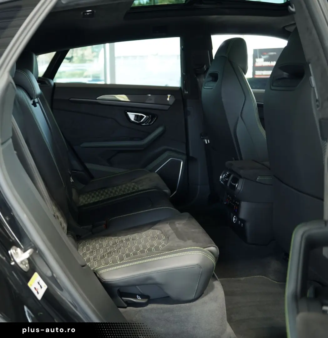 LAMBORGHINI Urus S