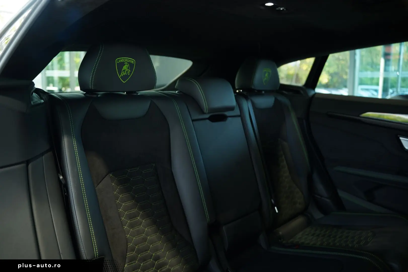 LAMBORGHINI Urus S