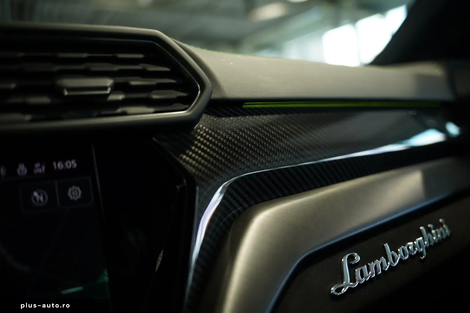 LAMBORGHINI Urus S