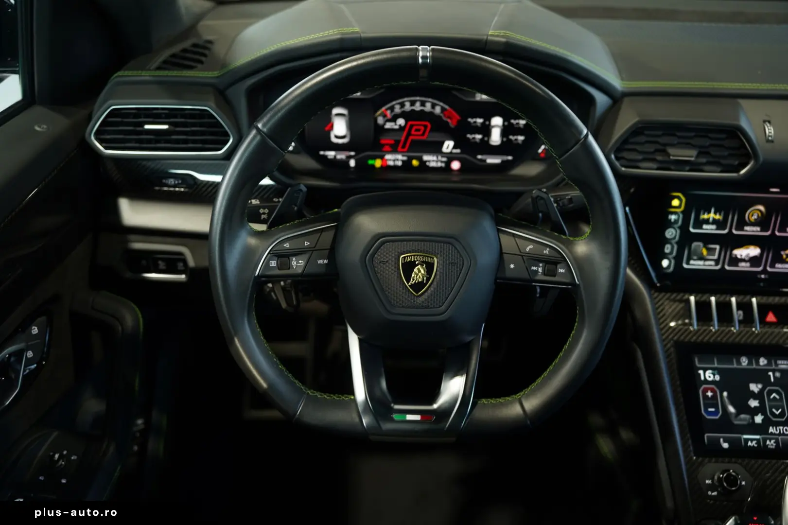 LAMBORGHINI Urus S