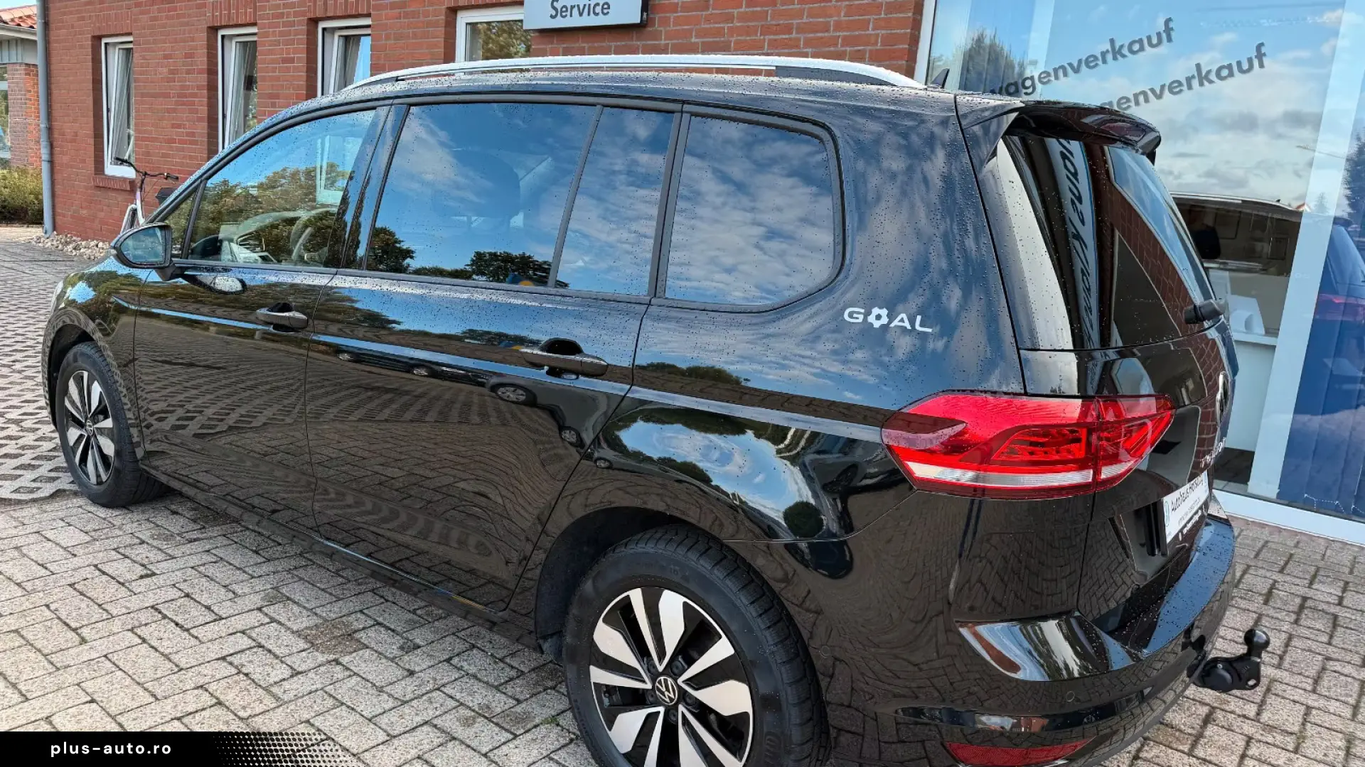 Volkswagen Touran GOAL 1.5 TSI DSG –