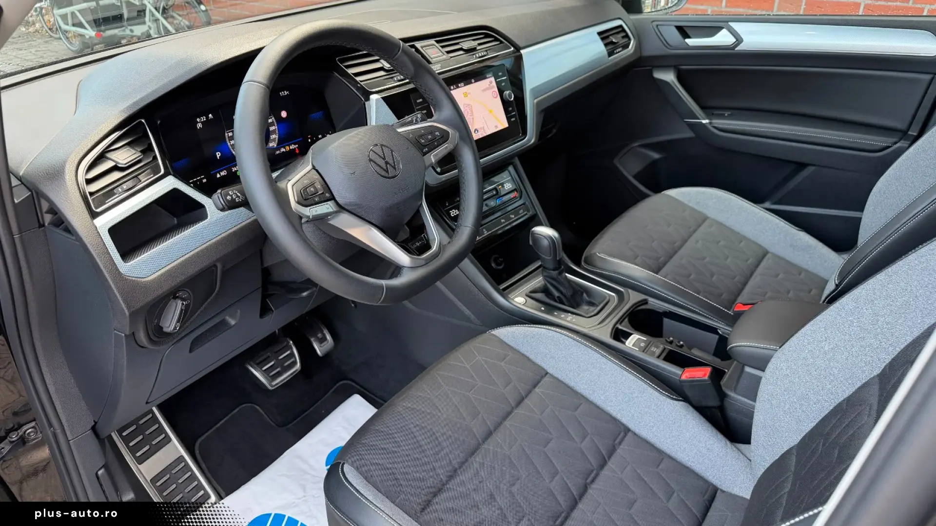 Volkswagen Touran GOAL 1.5 TSI DSG –
