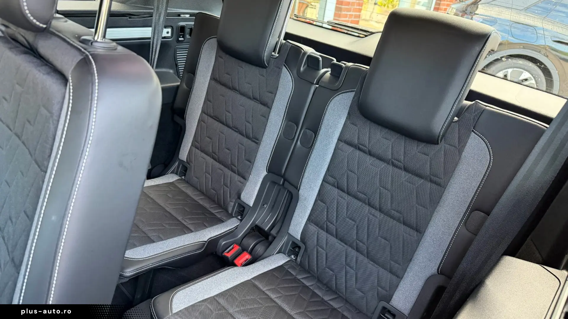 Volkswagen Touran GOAL 1.5 TSI DSG –
