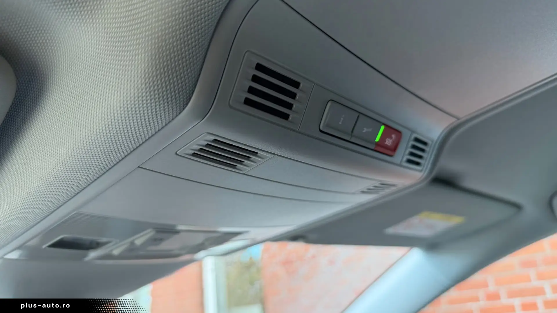 Volkswagen Touran GOAL 1.5 TSI DSG –