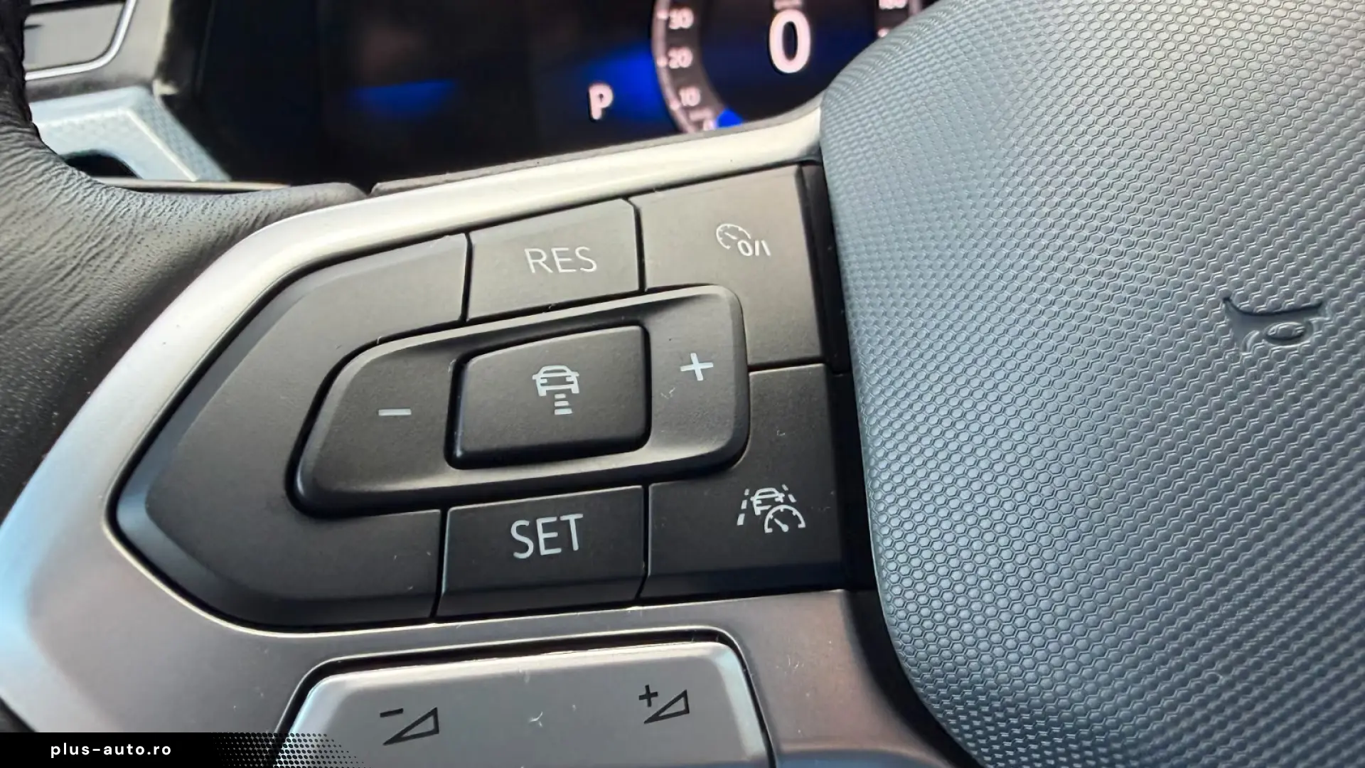 Volkswagen Touran GOAL 1.5 TSI DSG –