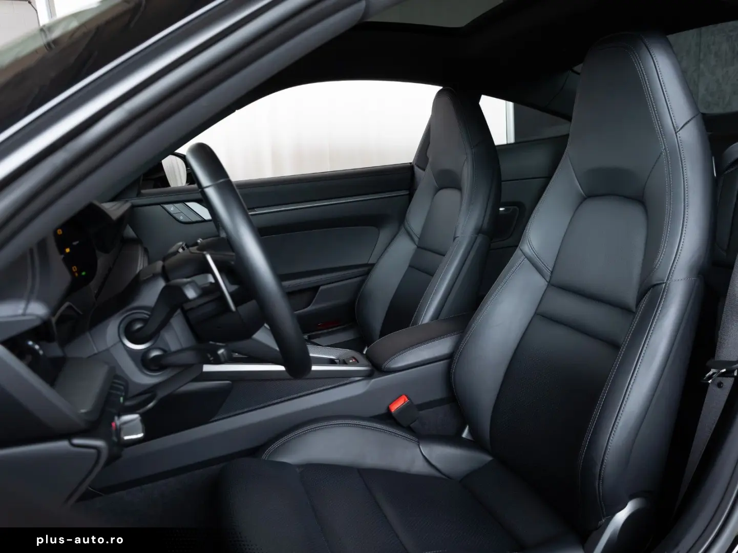 PORSCHE 992 911 CarreraS HA LENKUNG BOSE INNO SPORTABGAS