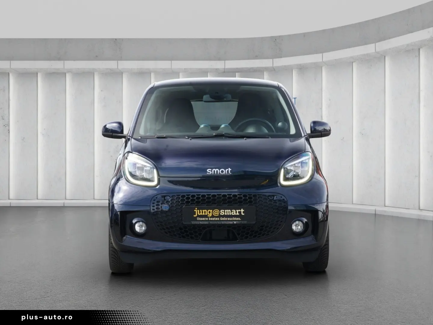 SMART smart EQ fortwo Bordlader Pano LM Felgen Pano LE