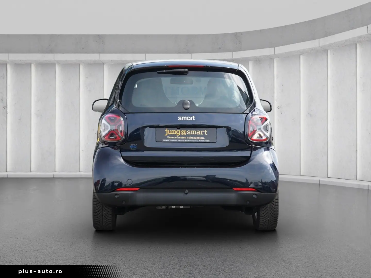 SMART smart EQ fortwo Bordlader Pano LM Felgen Pano LE