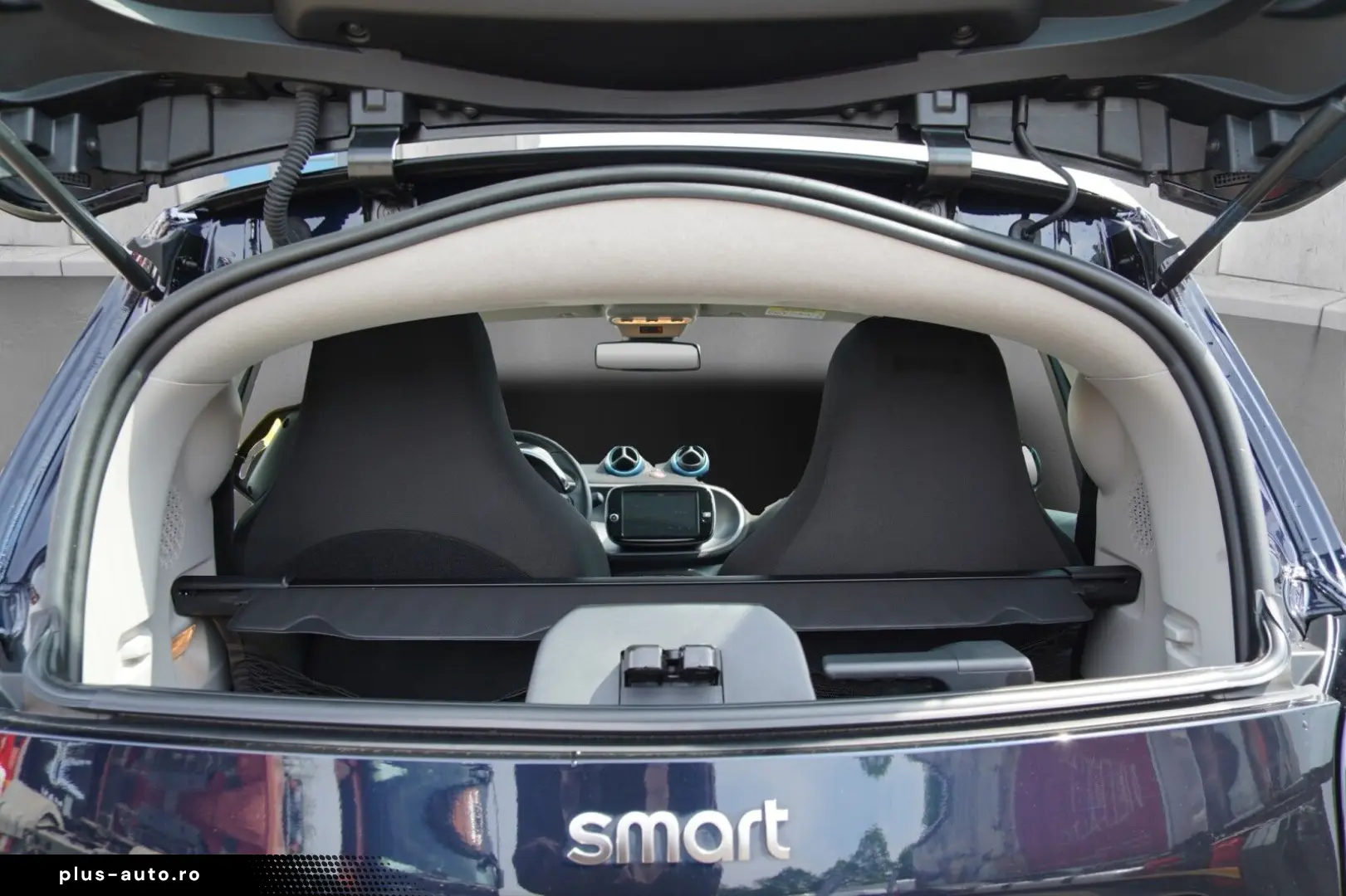 SMART smart EQ fortwo Bordlader Pano LM Felgen Pano LE