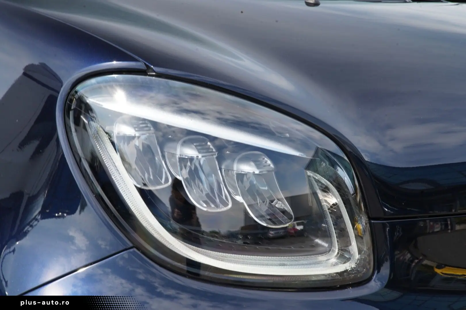 SMART smart EQ fortwo Bordlader Pano LM Felgen Pano LE