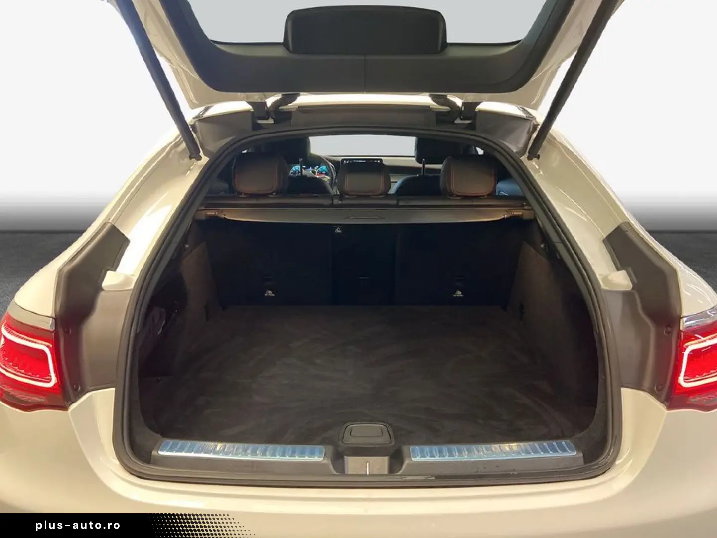 MERCEDES-BENZ GLC 300 d 4M Coupe AMG Plus Sound HighEnd MBUX