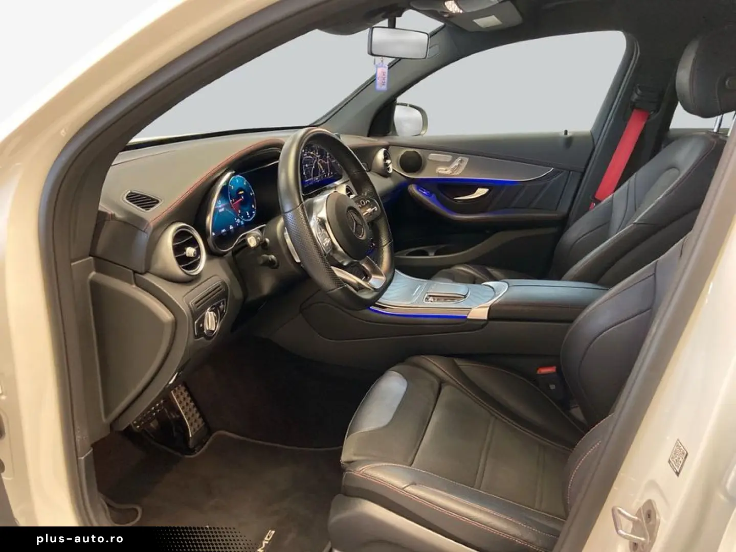 MERCEDES-BENZ GLC 300 d 4M Coupe AMG Plus Sound HighEnd MBUX