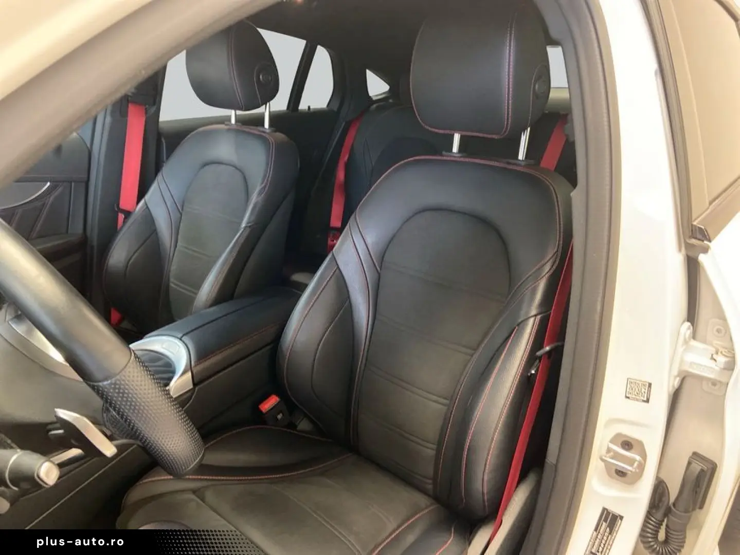 MERCEDES-BENZ GLC 300 d 4M Coupe AMG Plus Sound HighEnd MBUX