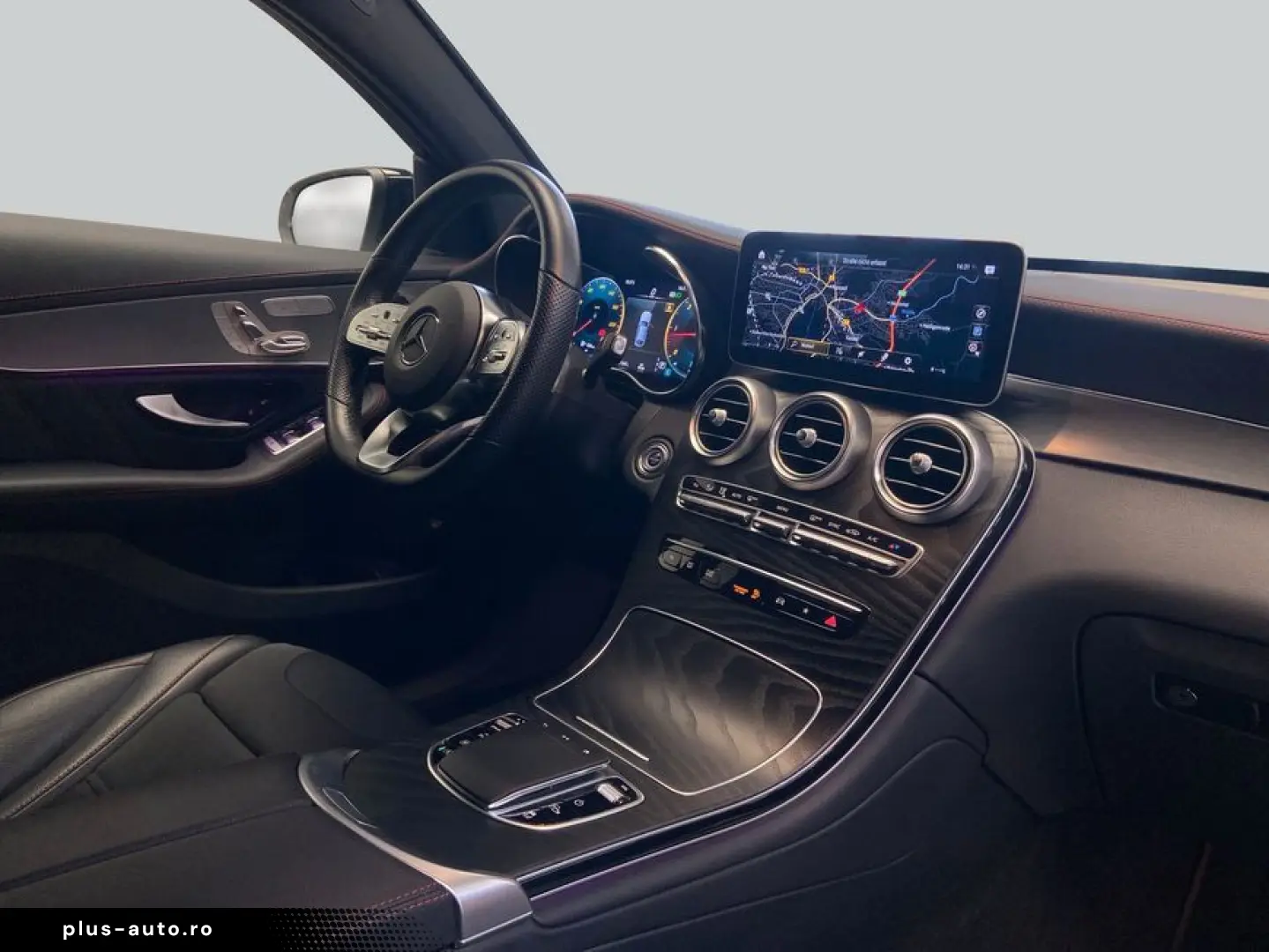 MERCEDES-BENZ GLC 300 d 4M Coupe AMG Plus Sound HighEnd MBUX