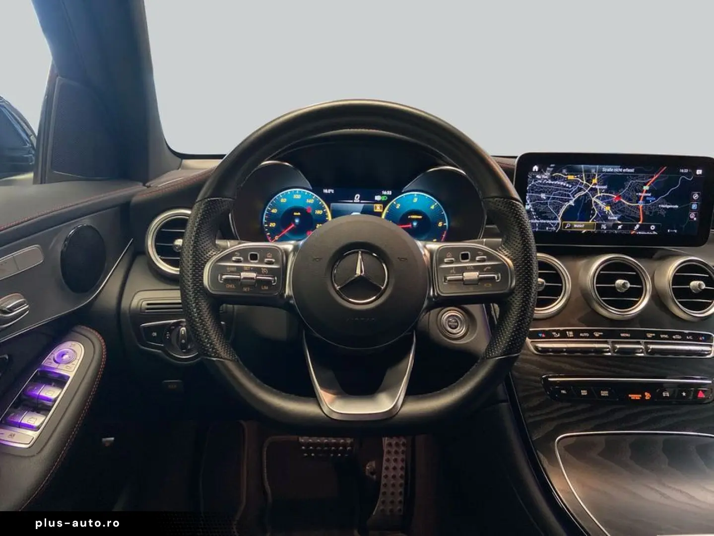 MERCEDES-BENZ GLC 300 d 4M Coupe AMG Plus Sound HighEnd MBUX