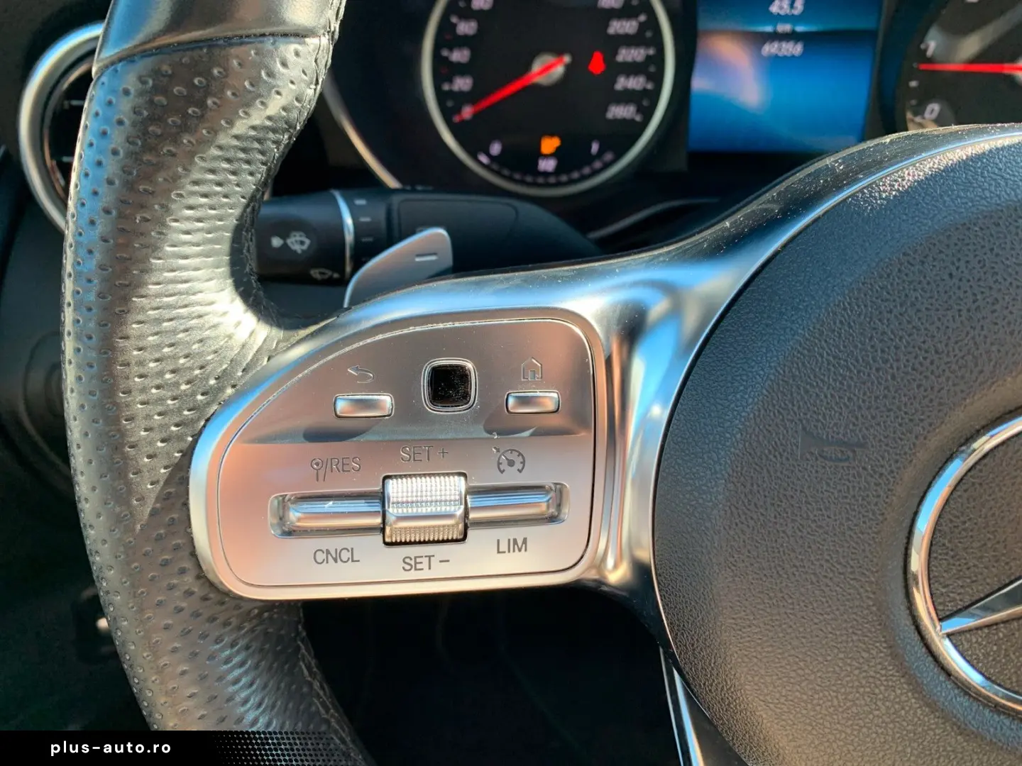 MERCEDES-BENZ GLC 220d Coupe AMG-Line 4Matic 19erLM Kamera
