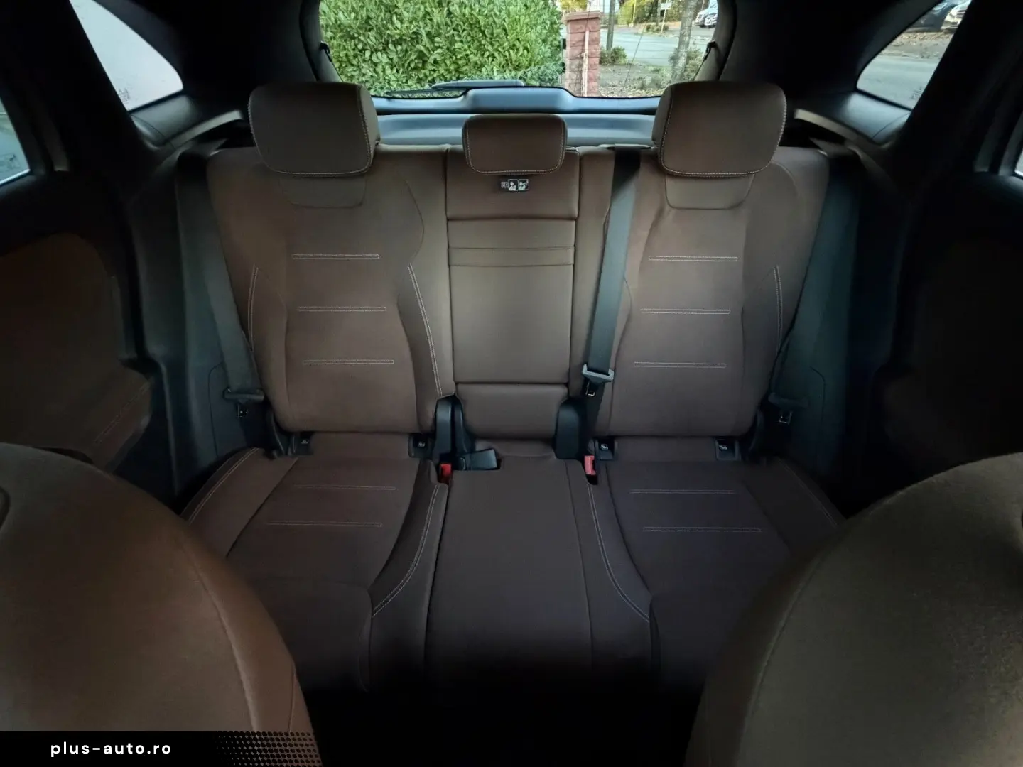 MERCEDES-BENZ GLA 250 4M AMG PremiumPlus  StHz MAGNO Technik