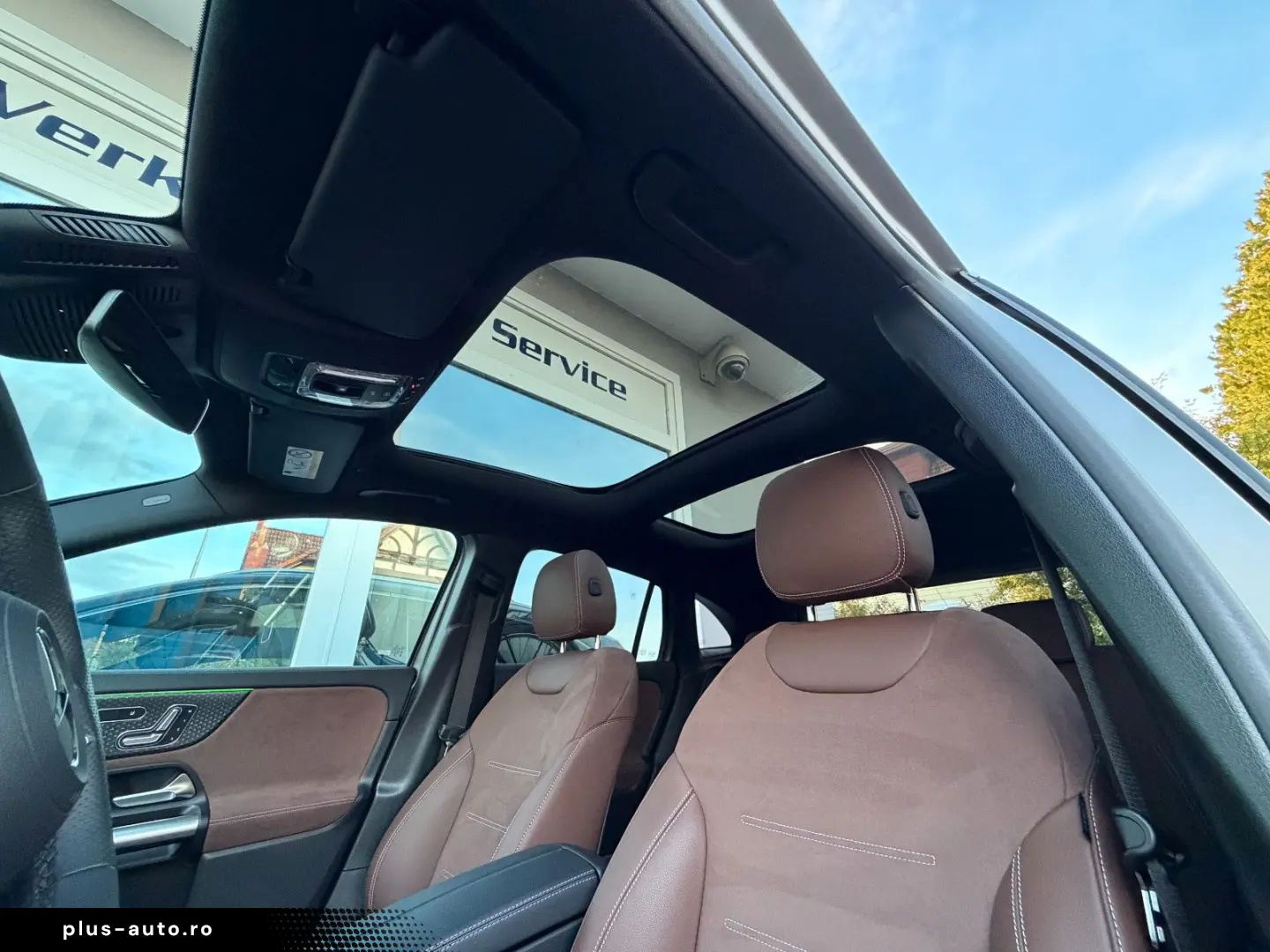 MERCEDES-BENZ GLA 250 4M AMG PremiumPlus  StHz MAGNO Technik