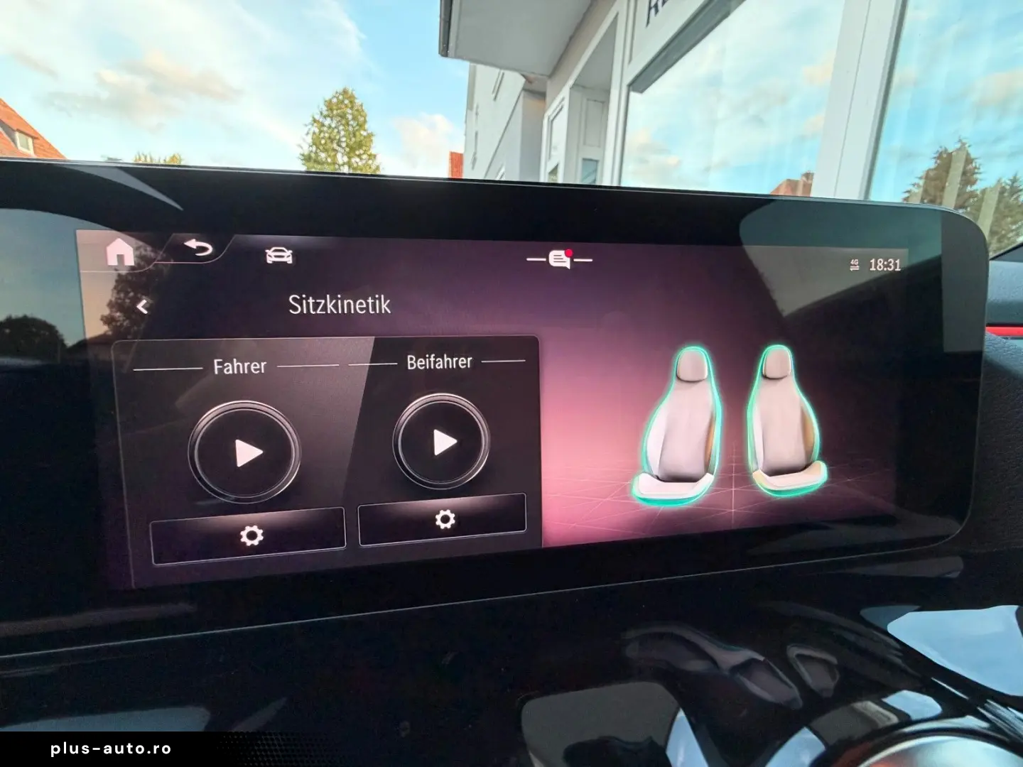 MERCEDES-BENZ GLA 250 4M AMG PremiumPlus  StHz MAGNO Technik