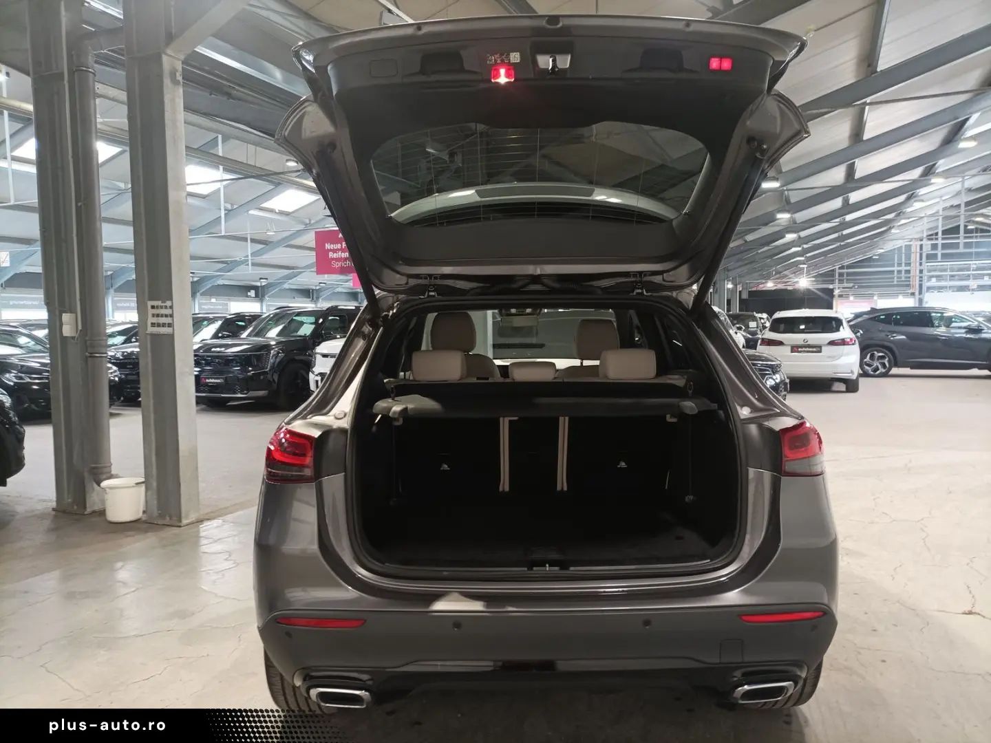 MERCEDES-BENZ GLA 200 d Progressive 4M LED Navi Pano SHZ CAM