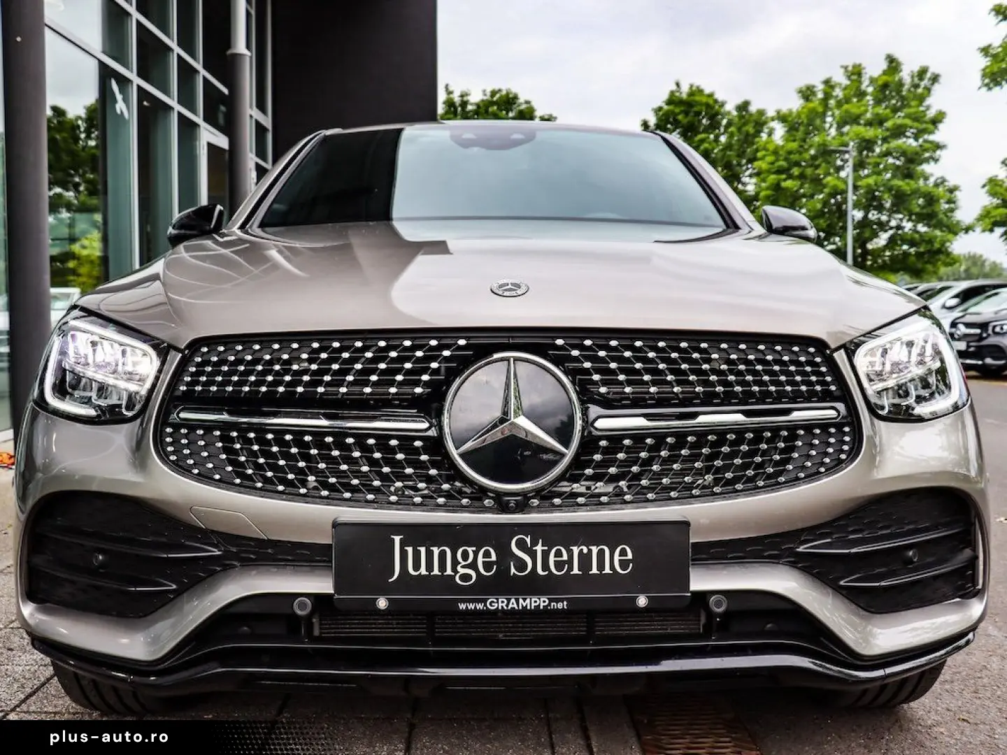 MERCEDES-BENZ GLC 300 d 4M Coupé AMG Air-Body Tempomat HUD