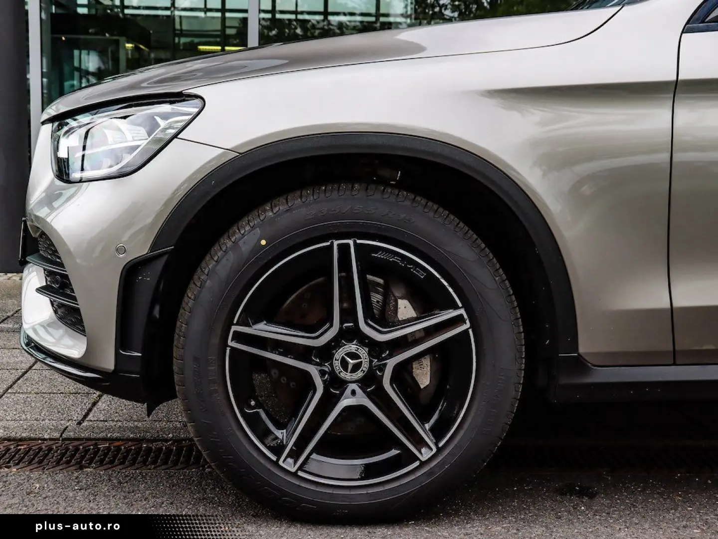MERCEDES-BENZ GLC 300 d 4M Coupé AMG Air-Body Tempomat HUD
