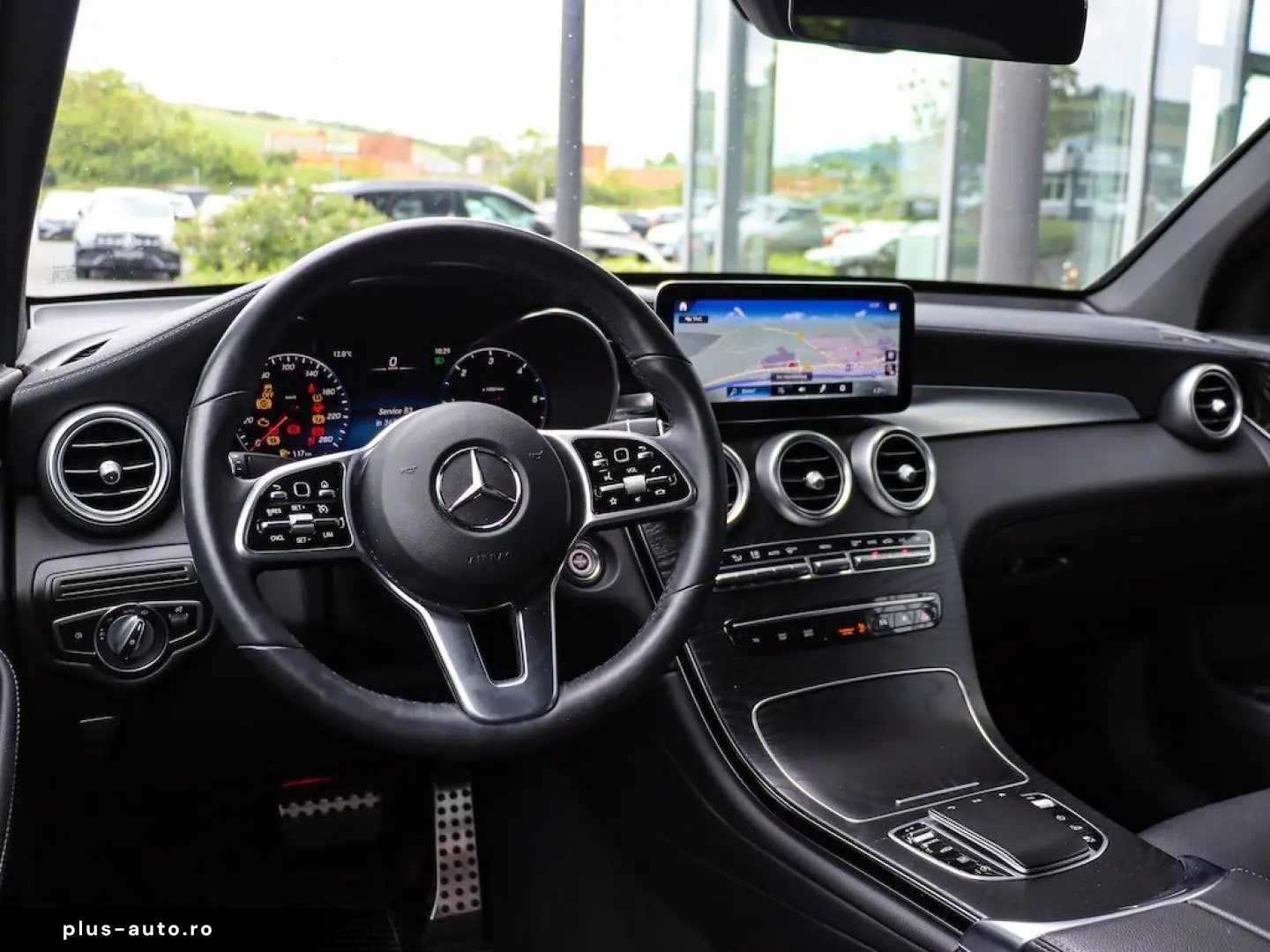 MERCEDES-BENZ GLC 300 d 4M Coupé AMG Air-Body Tempomat HUD