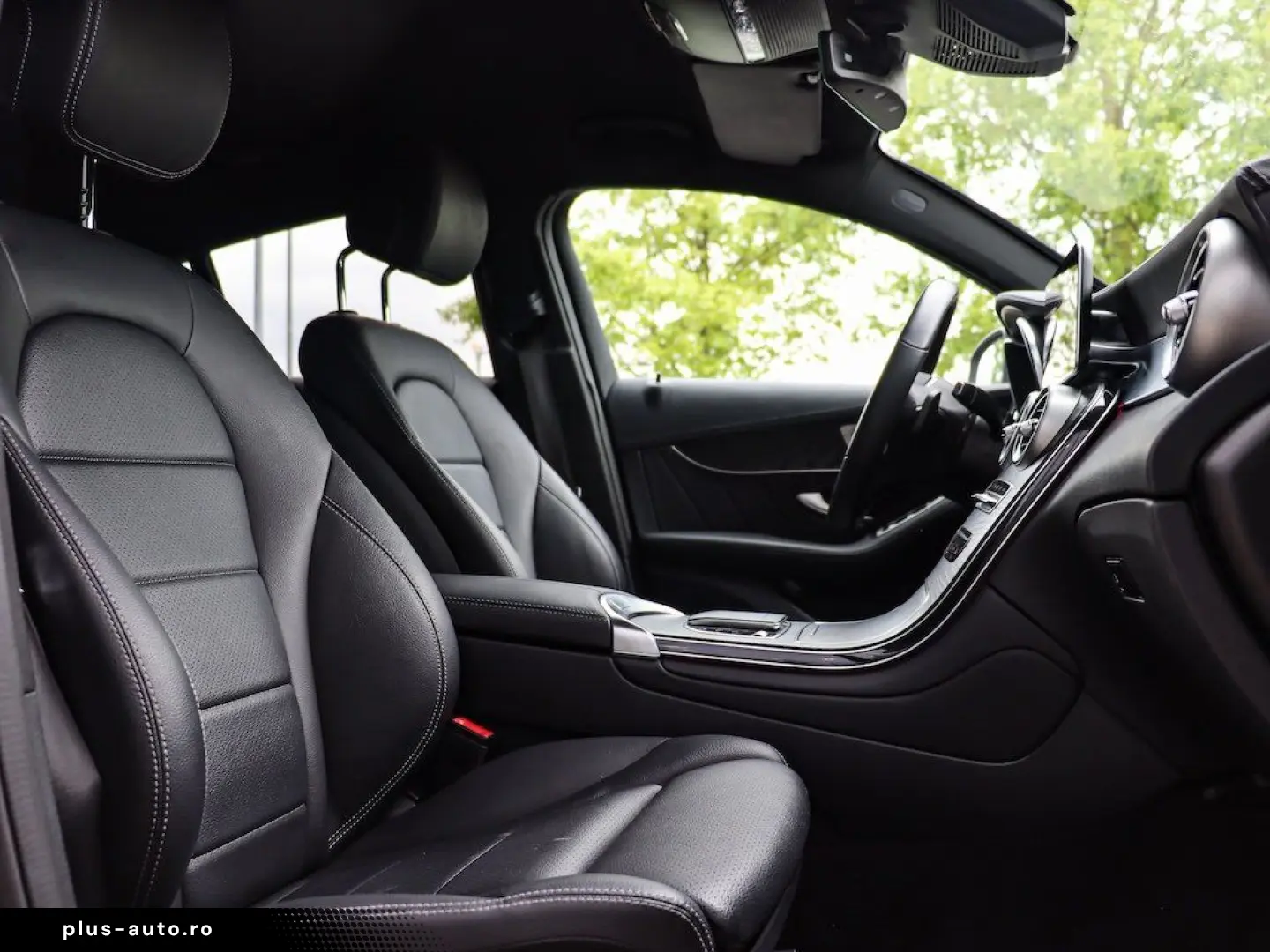 MERCEDES-BENZ GLC 300 d 4M Coupé AMG Air-Body Tempomat HUD
