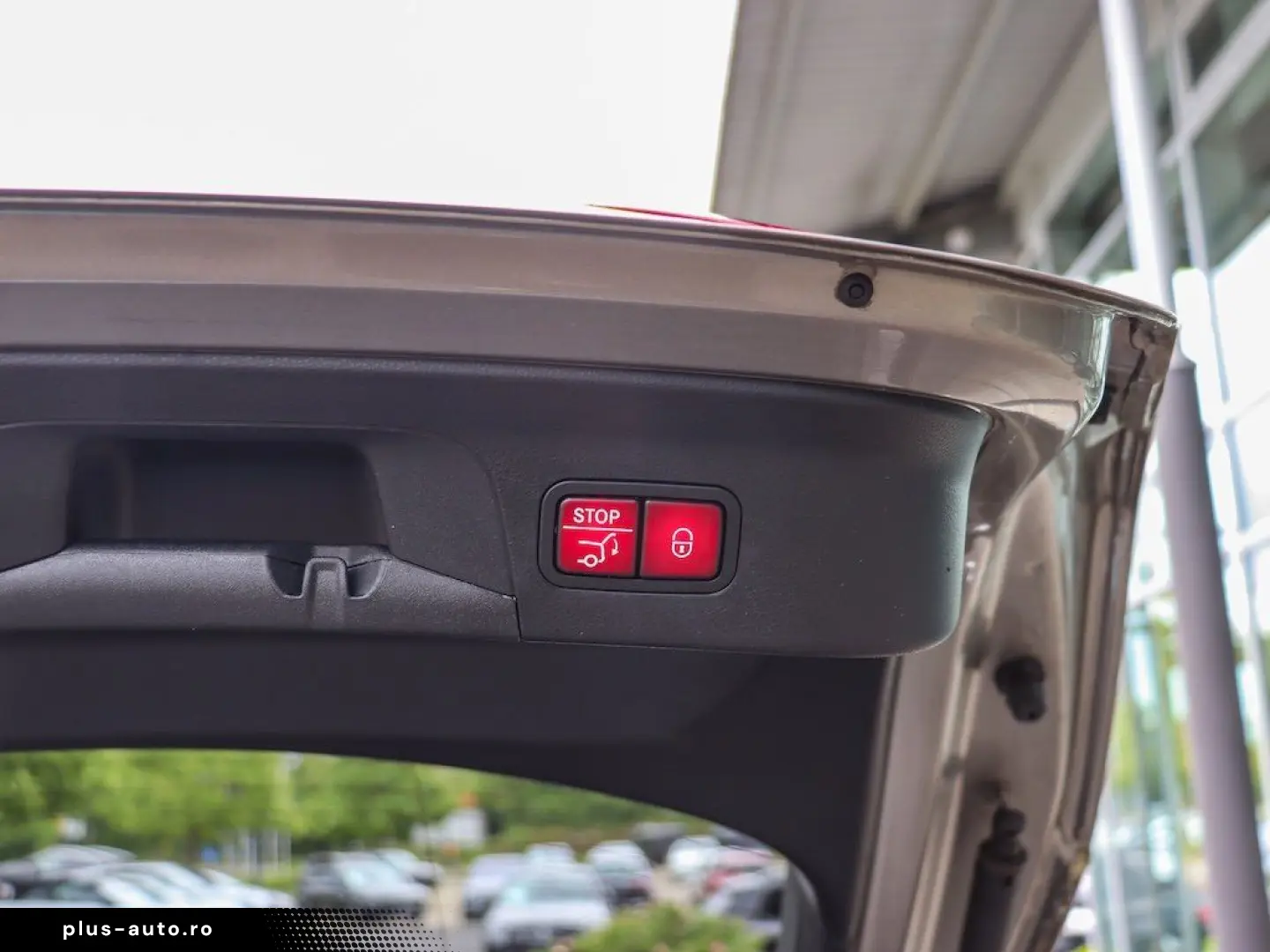 MERCEDES-BENZ GLC 300 d 4M Coupé AMG Air-Body Tempomat HUD
