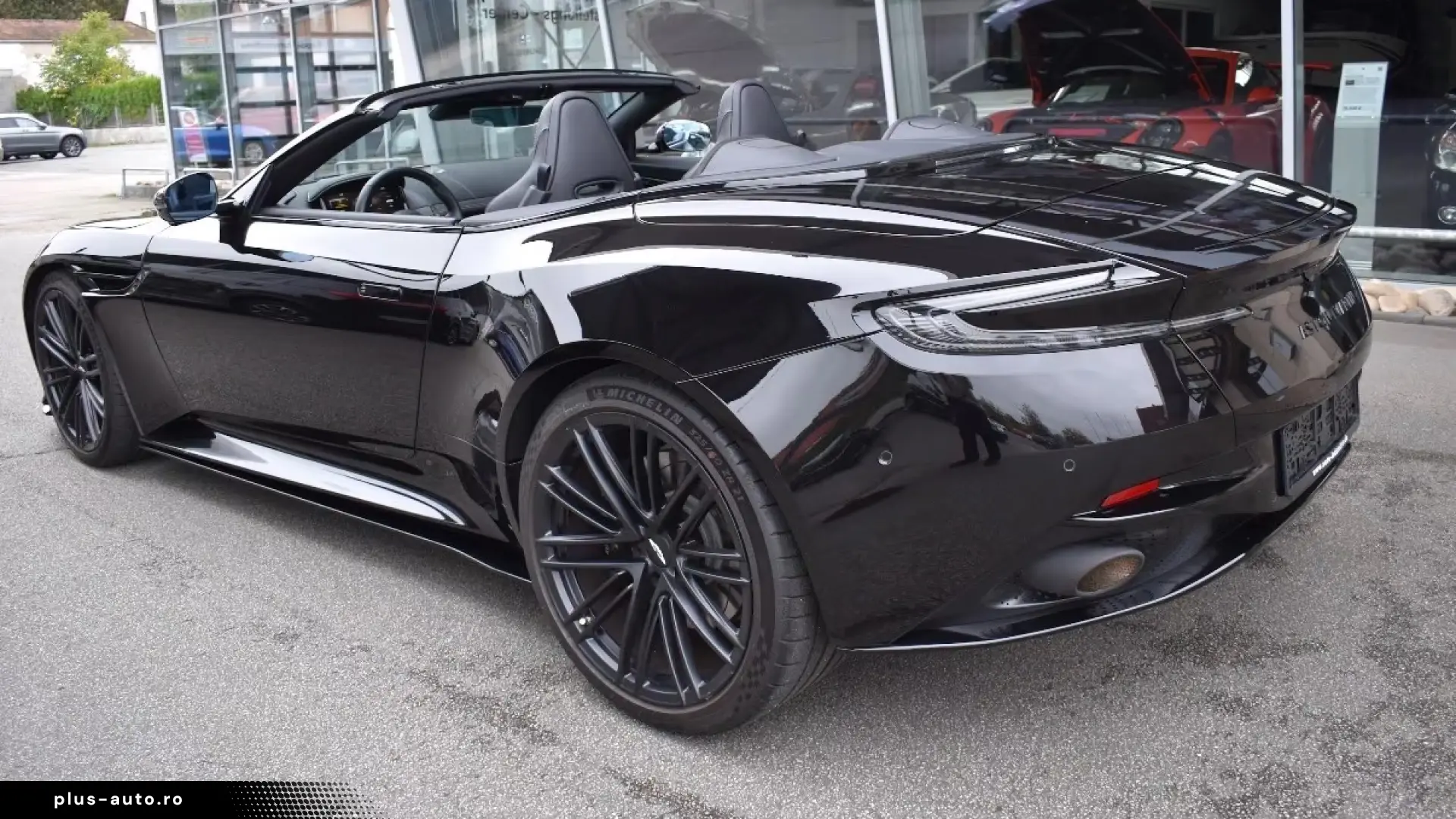 Aston Martin DB12 4.0 V8 Volante