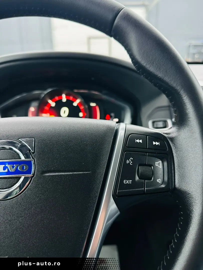 VOLVO XC60 2017 2.0D E6 Garantie 12 Luni Rate Avans 0 Doar C