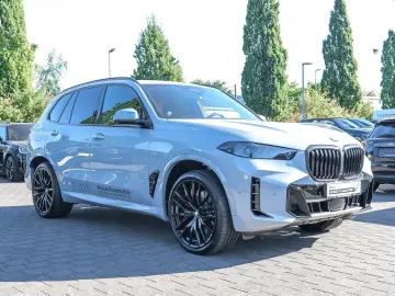 BMW X5 xDrive30d M Sport HUD PANO ACC AHK 360 KAM