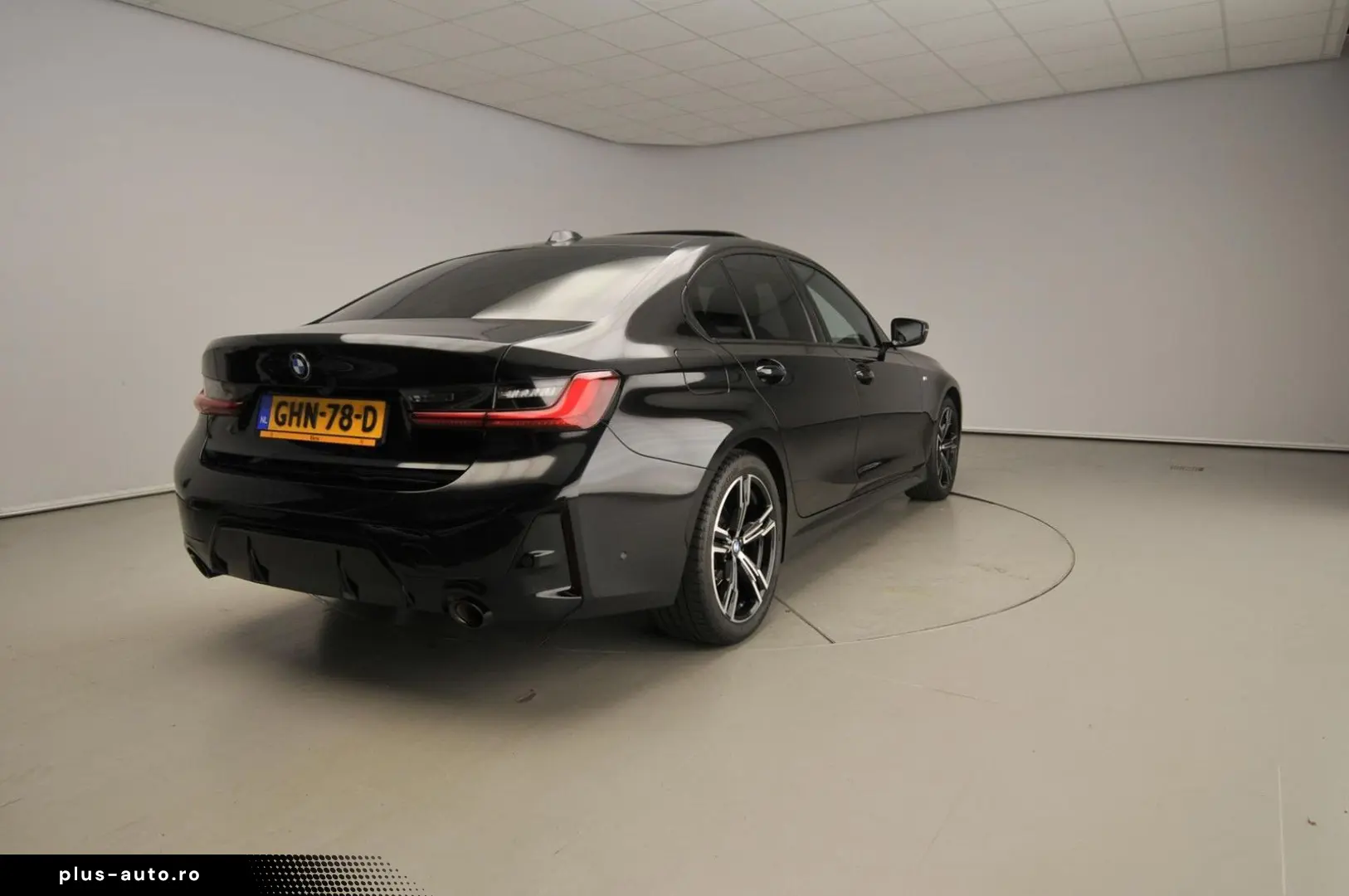 BMW 318 3 Serie Sedan 318i   M-Sportpakket   LED   L